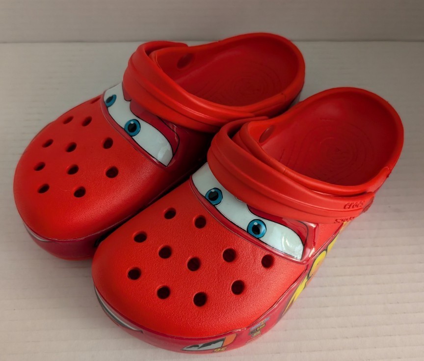 Disney Pixar Cars Crocs Lightning McQueen Red Classic Clogs M4/W6 Non Light Up