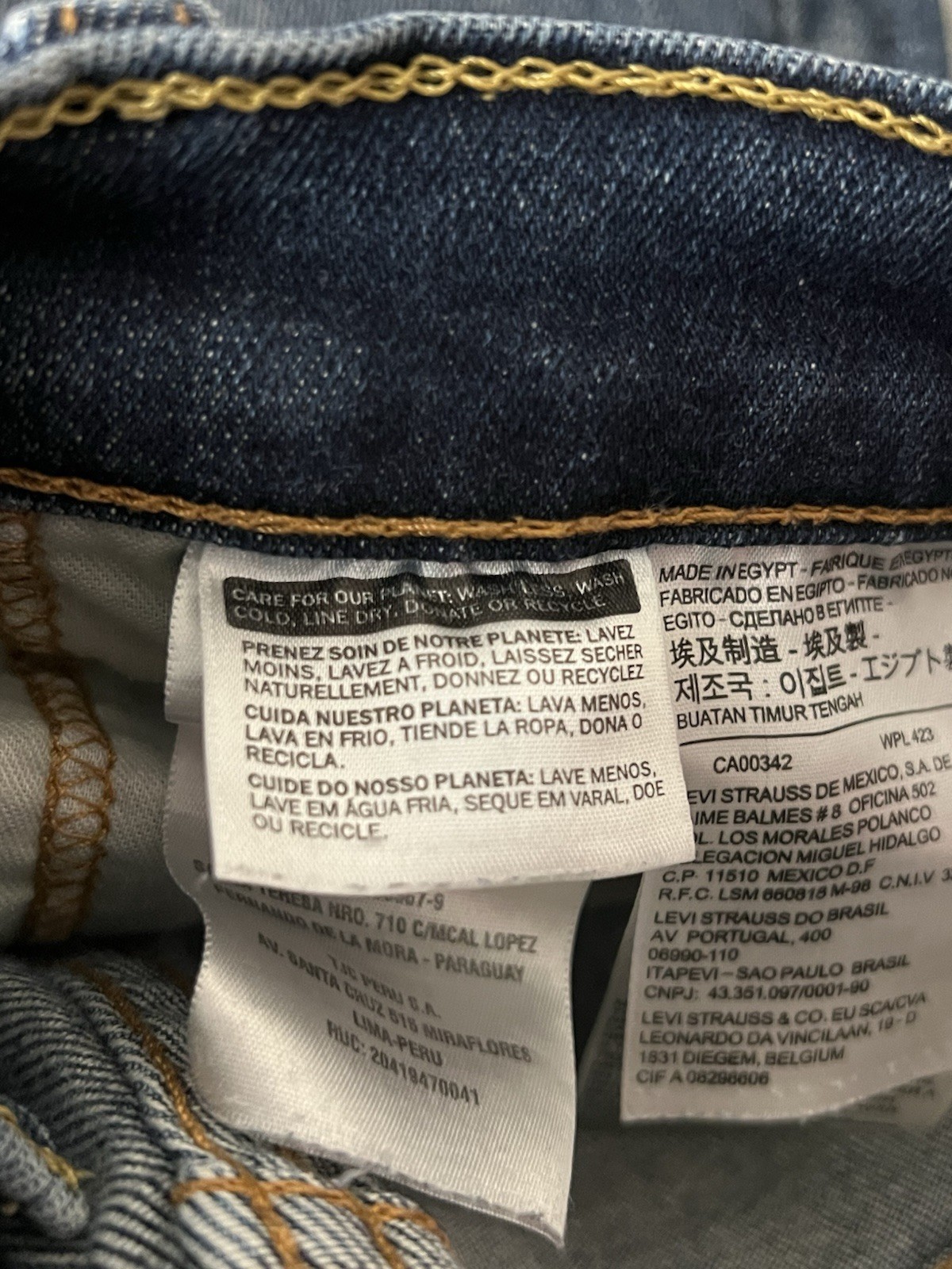 Levi’s 519 Men’s Size W36/ L32 US High Rise Straight Leg Skinny Jeans Blue