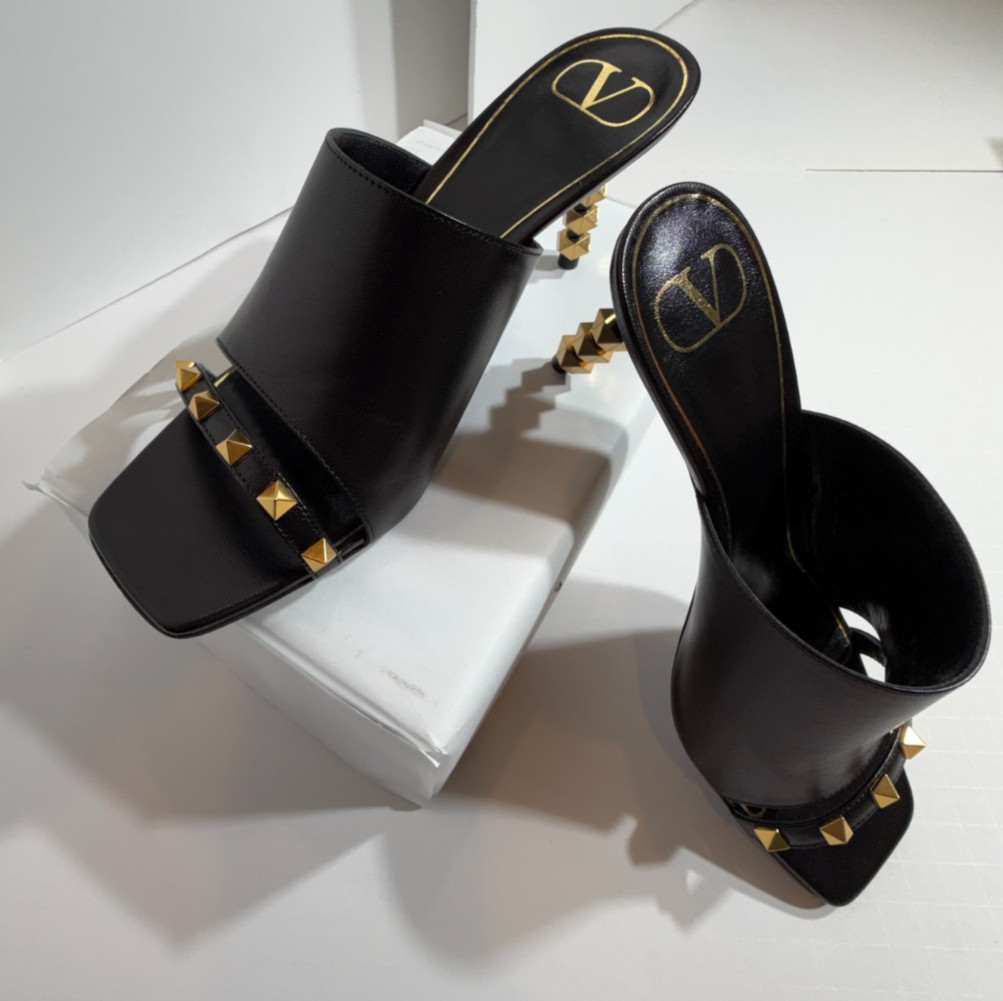 New Valentino Black Slide Sandals with Rockstud Accents 3 Inch Heels Size 38