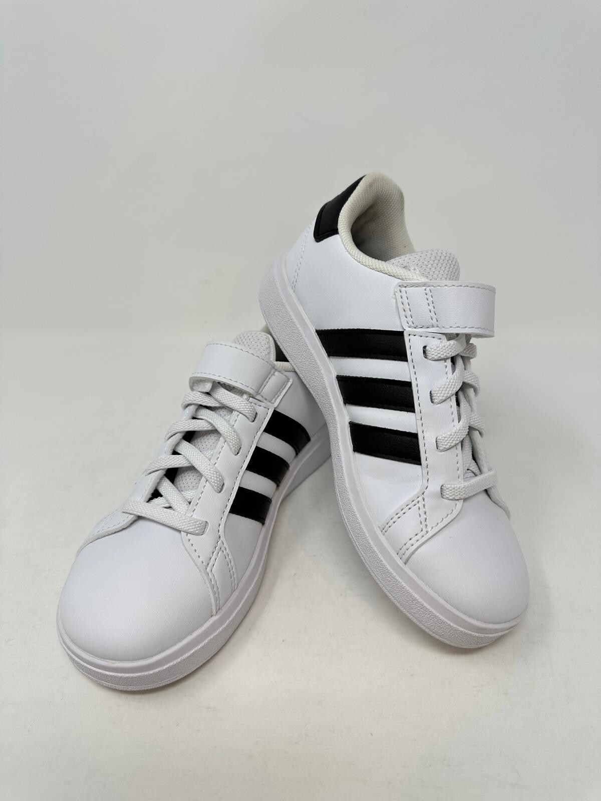 adidas Kid’s VL Court 3.0 Sneakers – US:12, White/Black, J3(B685T)