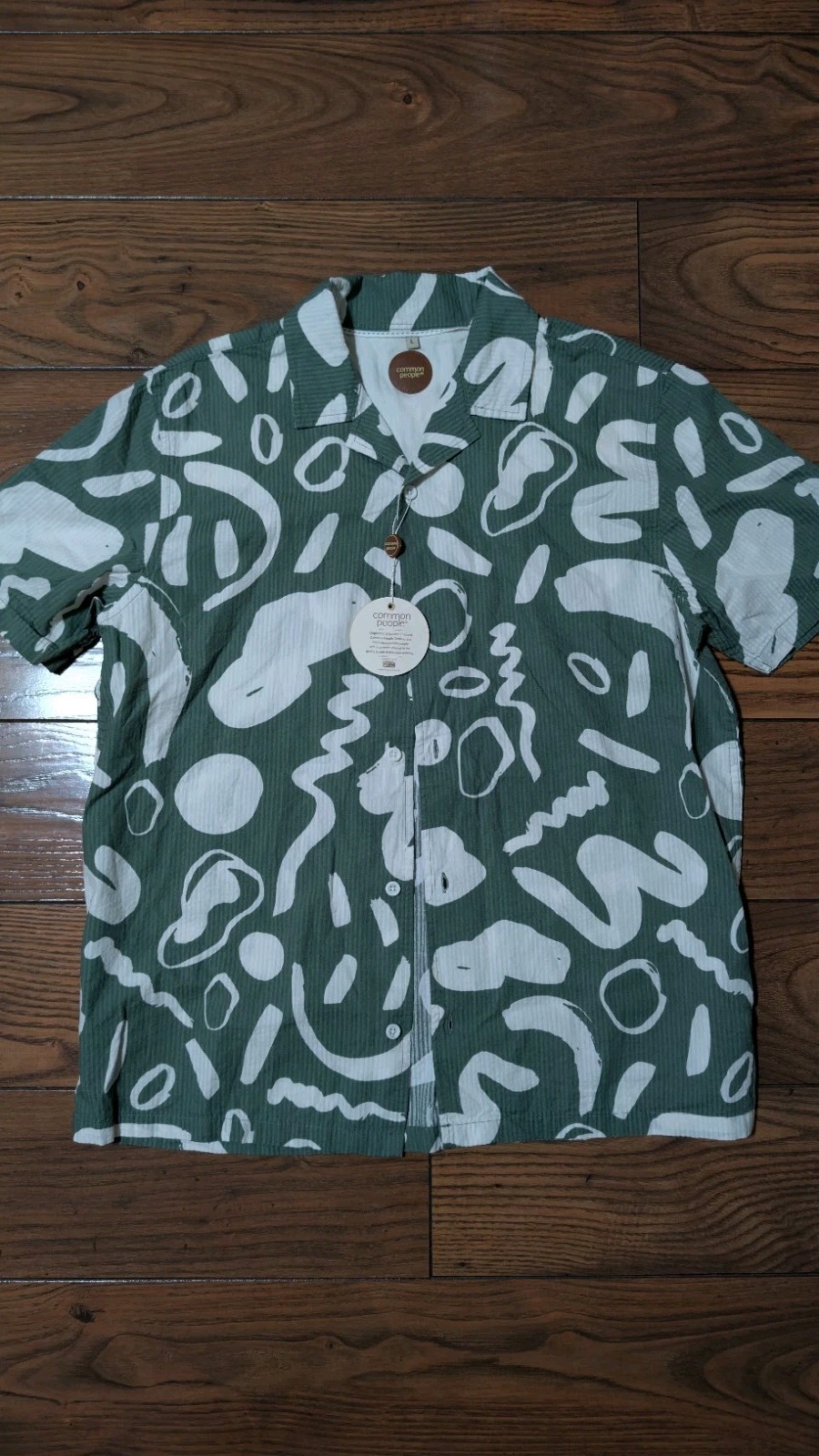 Common People Textured Shirt Knit Collar Short Sleeve Button Up Size L NWT