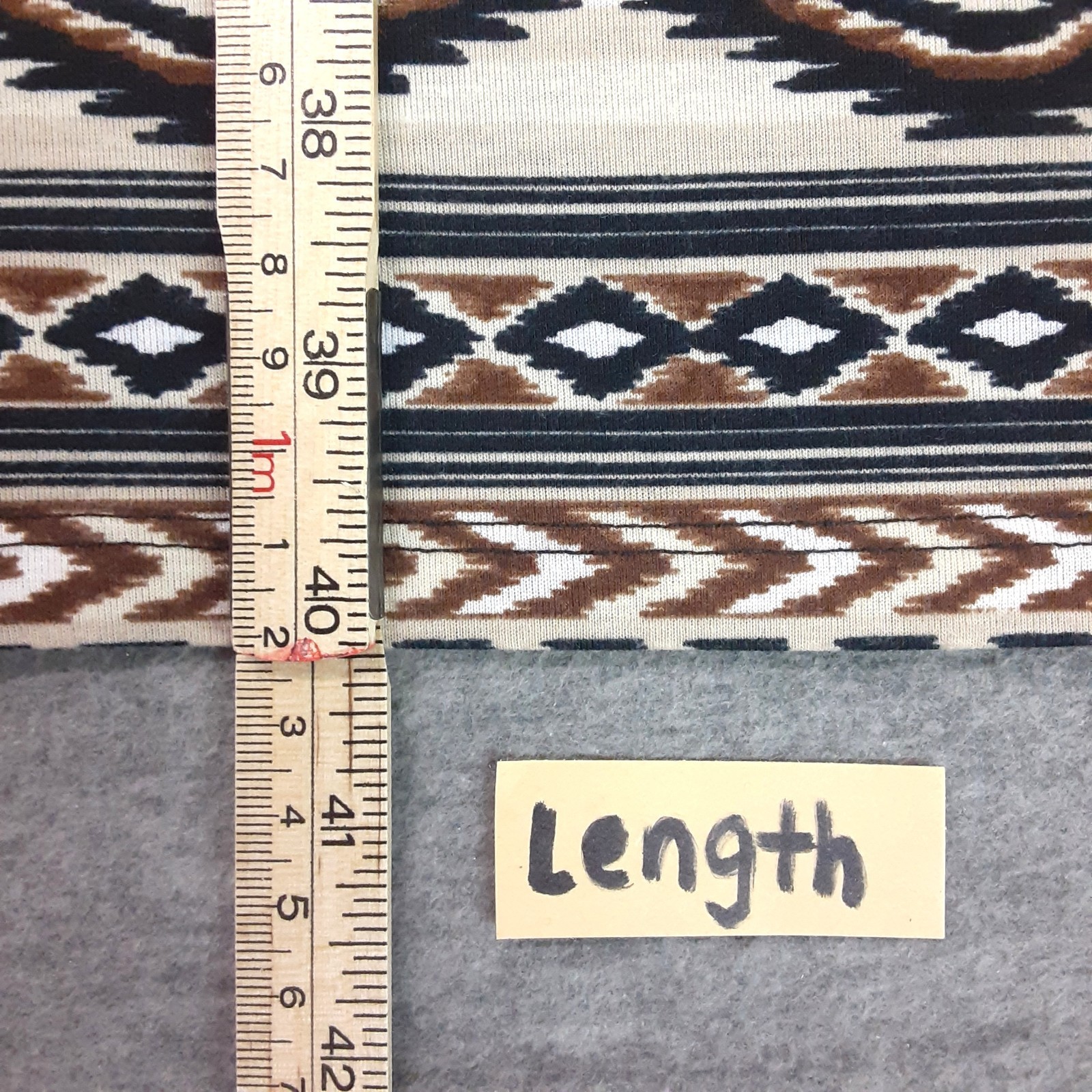 Bobbie Brooks Long Skirt Size LG pullon Boho Aztec Vent Waist 30inch Length 40in