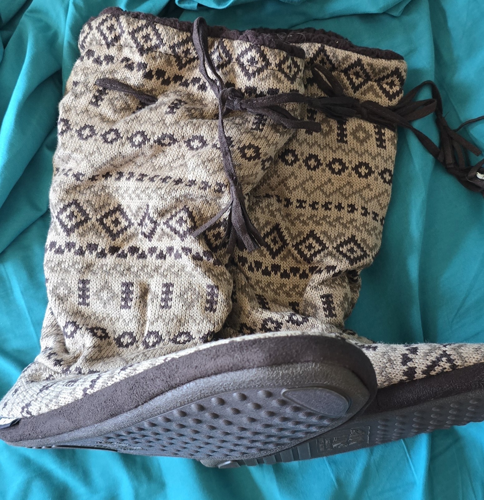 Mukluks #251 Fairisle Two Brown Large (Size 9/10) Boots