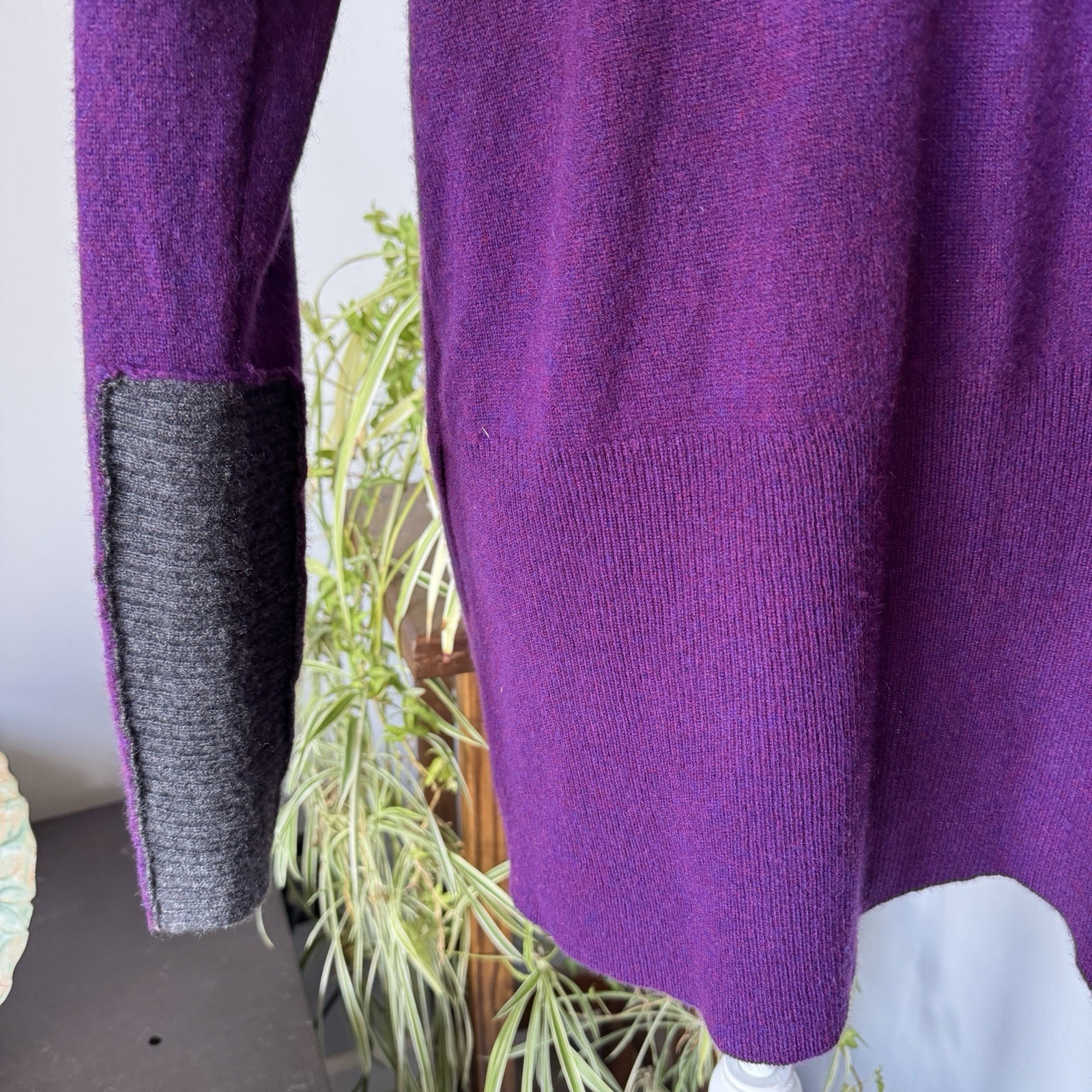 White + Warren Purple Cashmere Sweater Cowl Neck Size Large Long Tunic Luxe