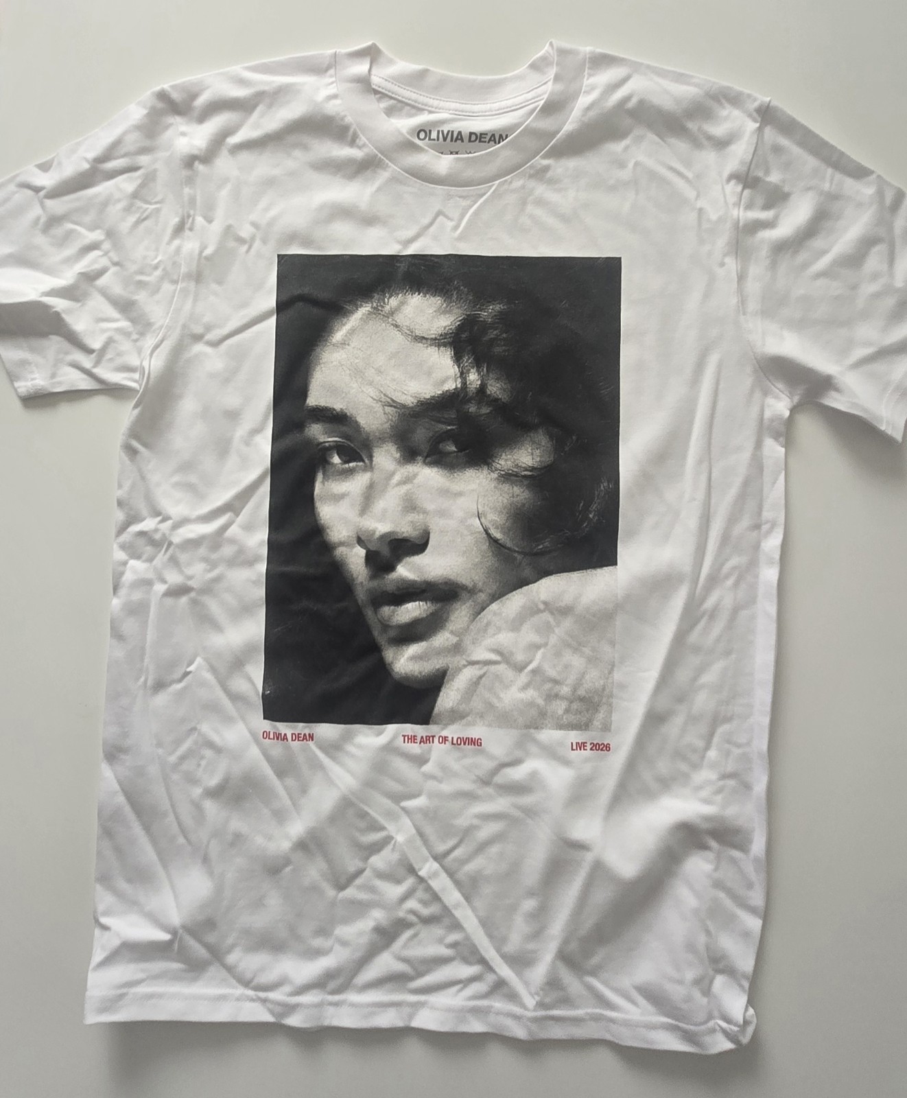 Olivia Dean The Art of Loving Live 2026 Lollapalooza T-Shirt White X-Large