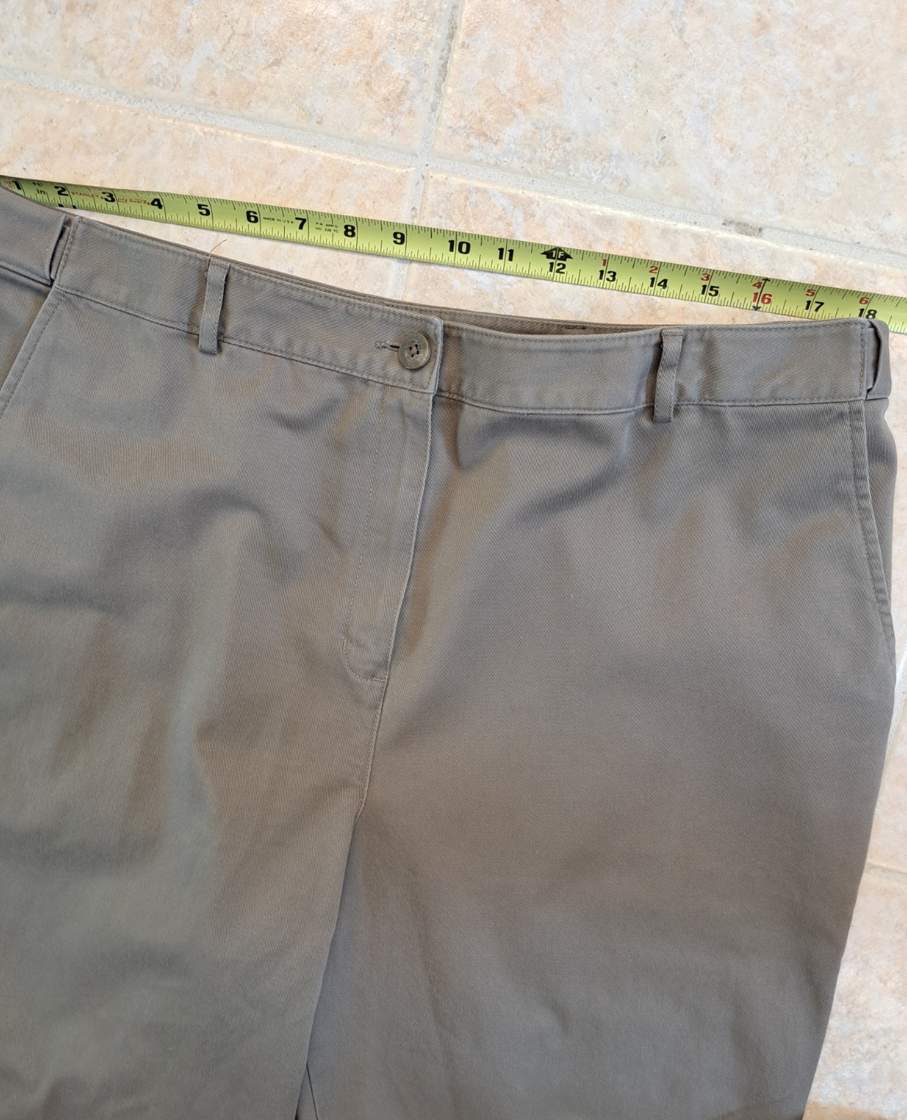 LL Bean Pants Womens 18 Reg Khaki Beige Tan Classic Fit Chino Casual Straight