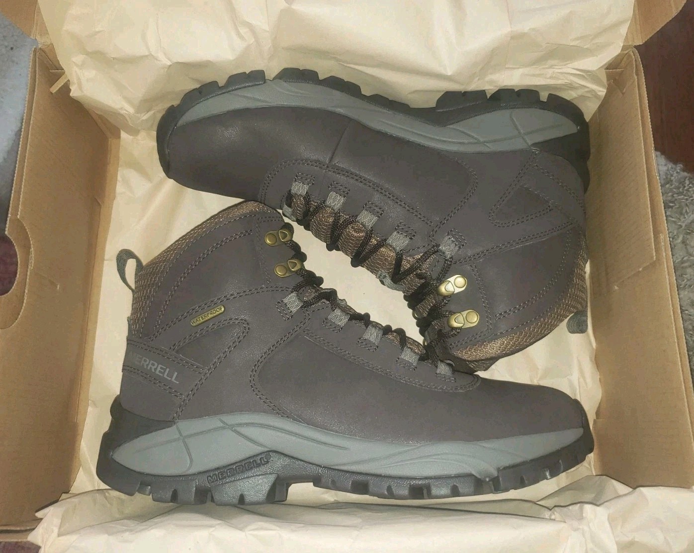 NEW Men’s (CHOOSE SZ) MERRELL Vego Mid LEATHER J311539C Waterproof Hiking Boots