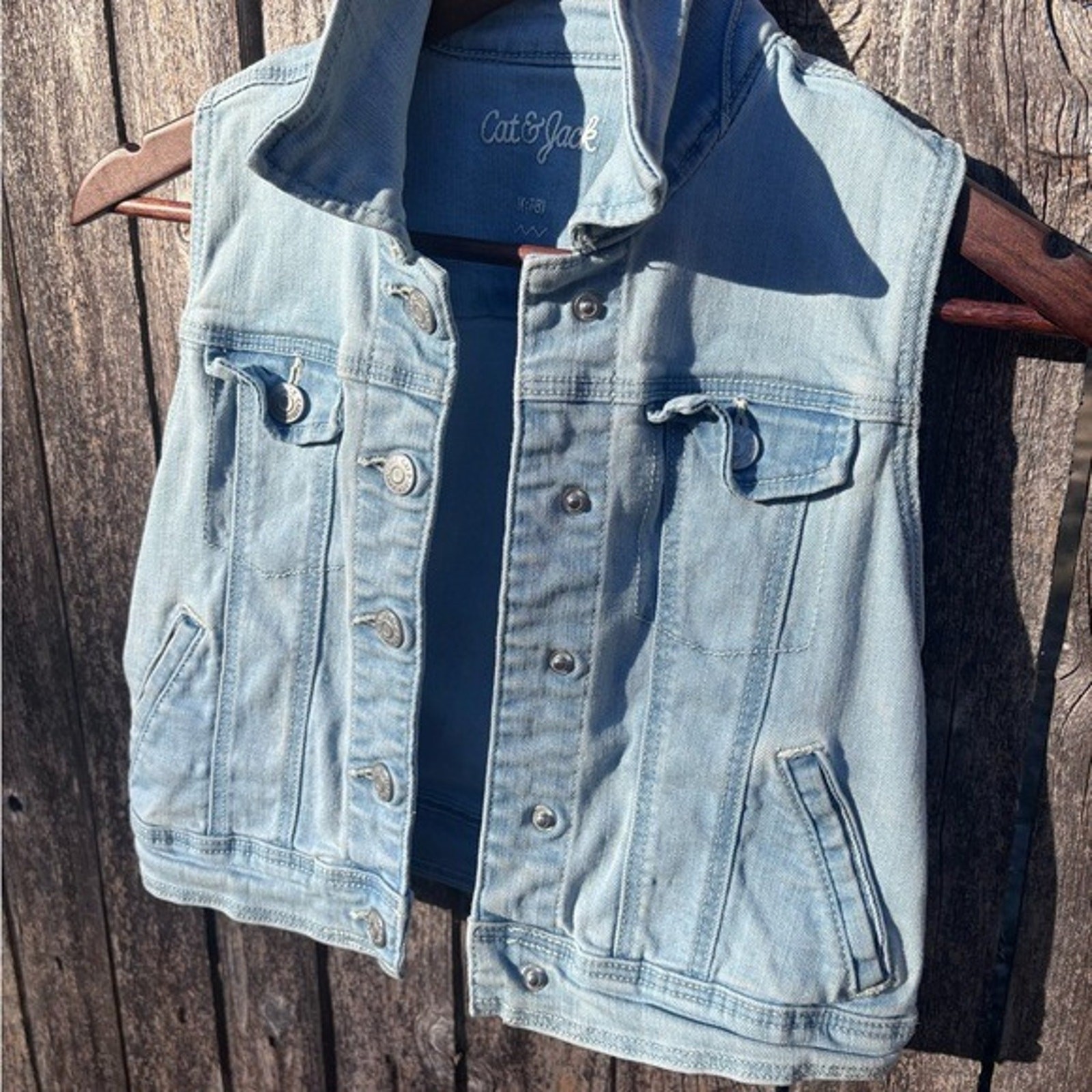 Cat & Jack Light Blue Denim Jean Jacket Vest Size M 7/8- Pre Owned Excellent