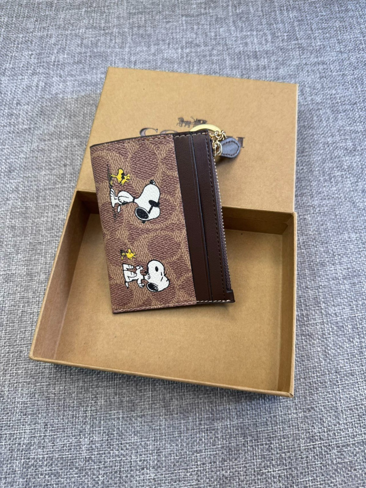 Coach X Peanuts Mini Skinny ID Case Signature Canvas W/Snoopy Print CBT14 NWT