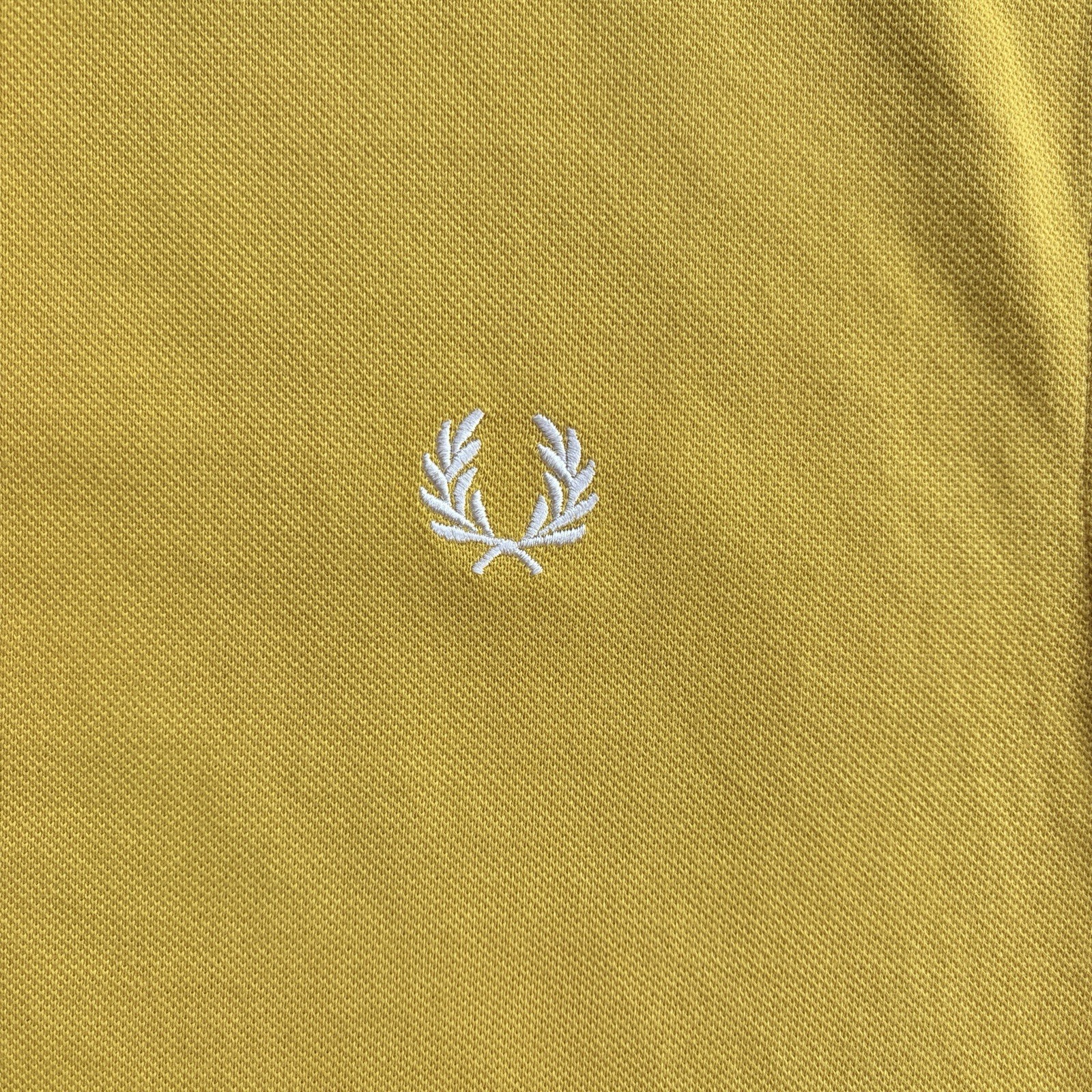 BNWT Fred Perry M3600 Short Sleeve Twin Tipped Polo Shirt Yellow Mens Size 2XL