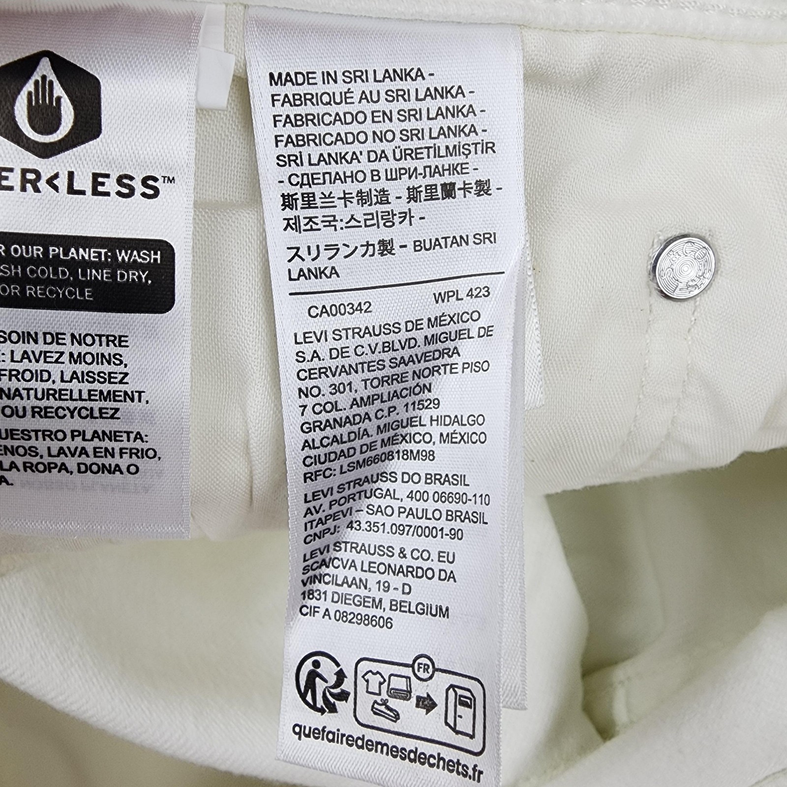 Levi’s 721 High Rise Skinny Jeans Womens 29×30 White Stretch Denim Casual NWT