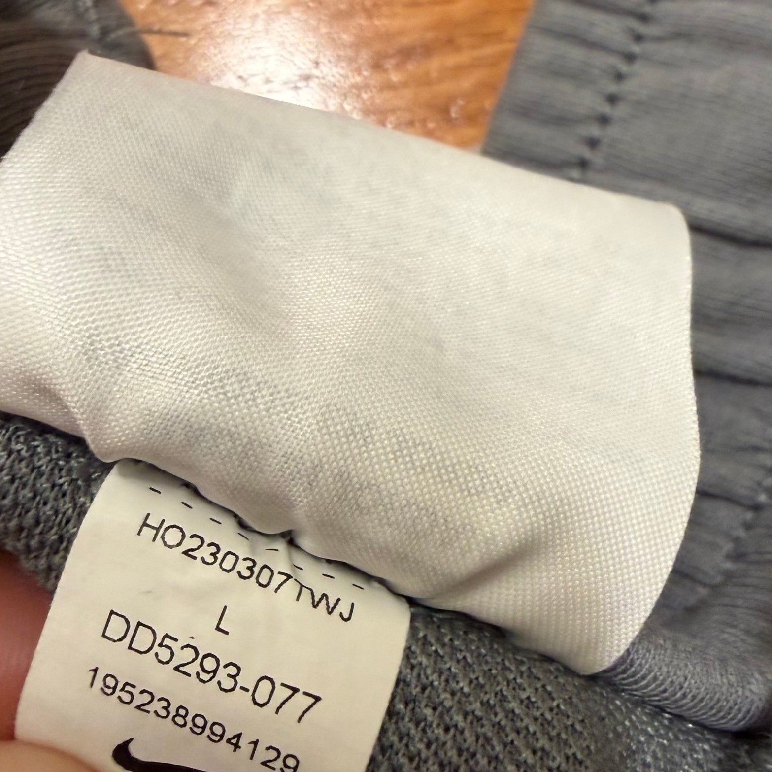 Nike Tech Fleece Joggers Sweatpants Mens Large 26″ Light Gray DD5293-077 Gym