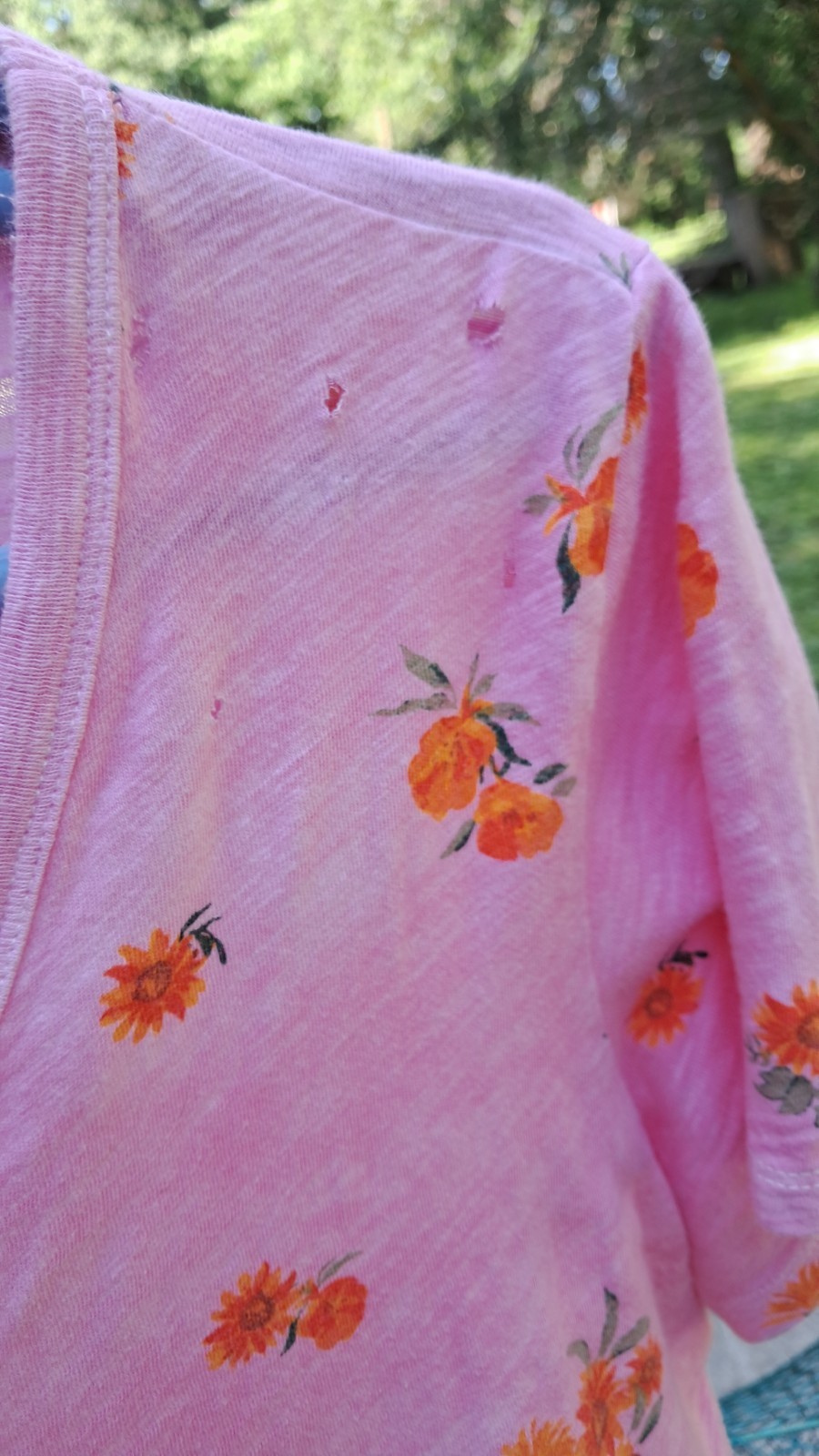 Upcycled OOAK Distressed Pink Floral T-Shirt With Swallow Bird Applique Sz L
