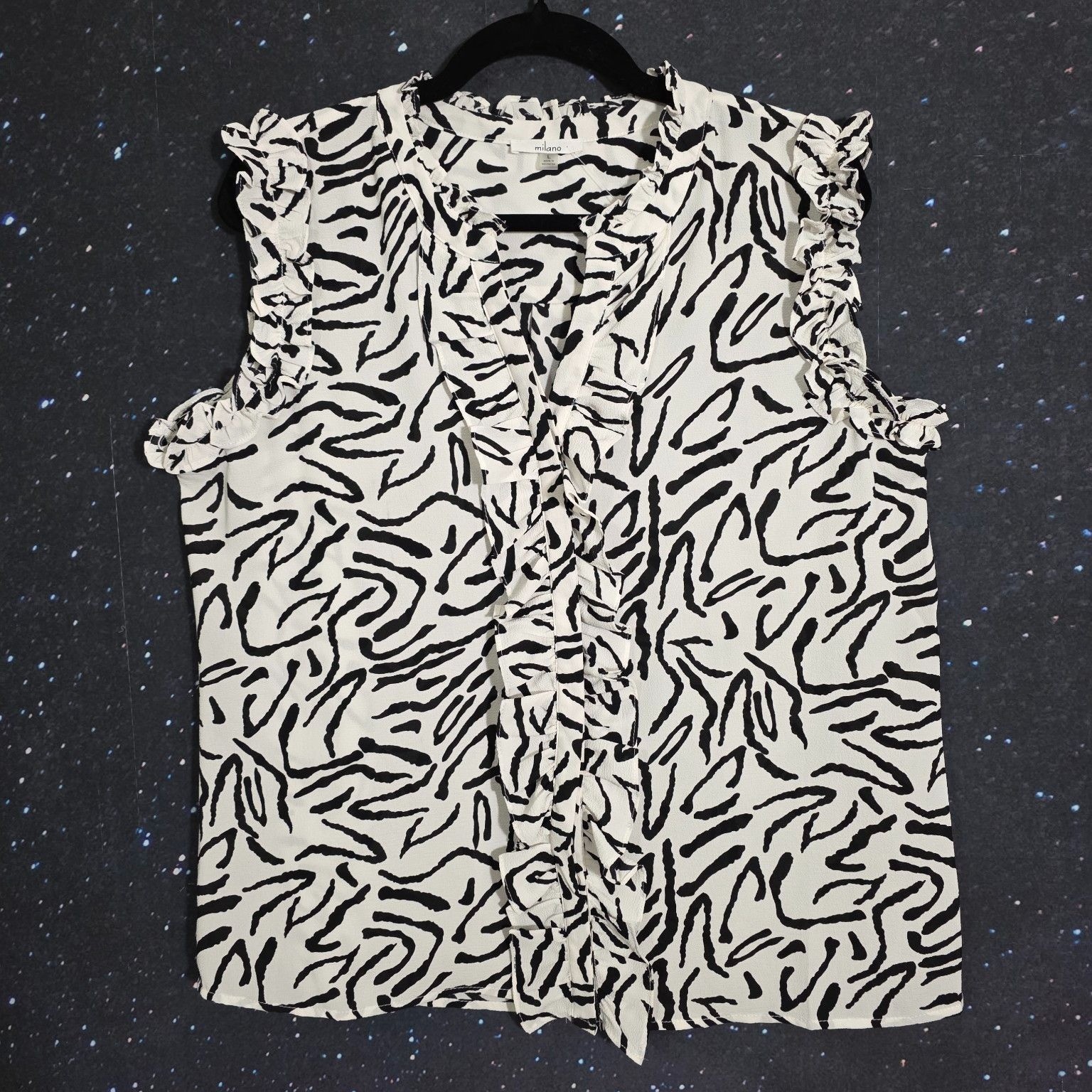 Milano L Black White Zebra Print Ruffle Sleeveless Blouse Top MSRP $68
