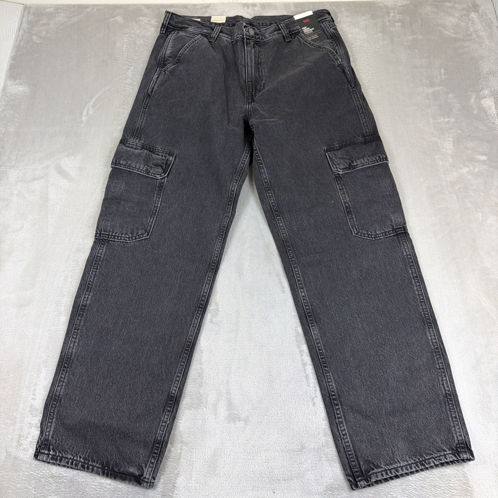 Levi’s 568 Premium Jeans Mens Size 33×32 Black Loose Straight Cargo Denim Cotton