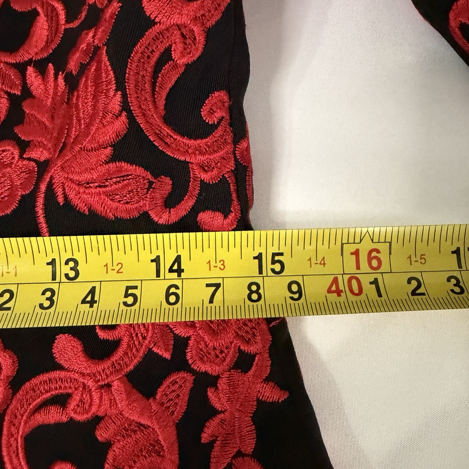 Dolce&Gabbana SS15 Runway Dress Red Embroidered Black Archival 2015 IT 40/US4/S