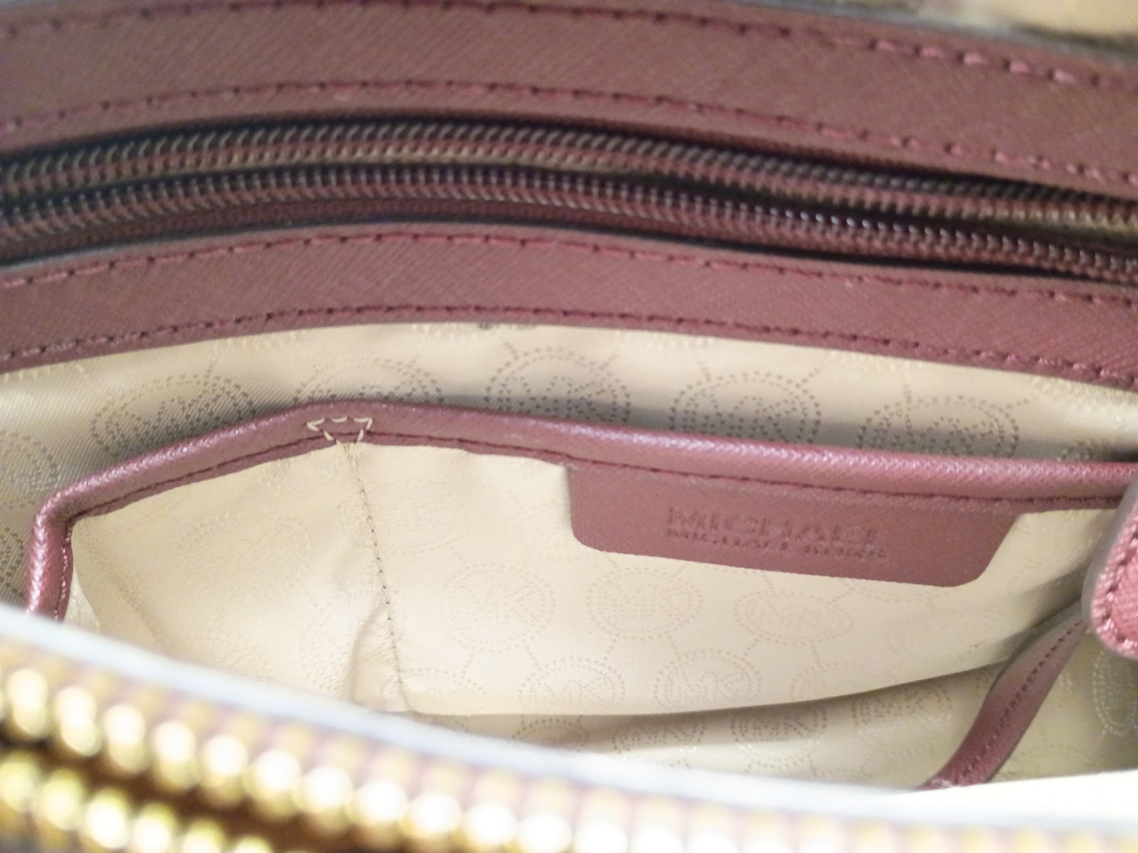 Authentic Michael Kors Cynthia Medium Burgundy Leather Tote