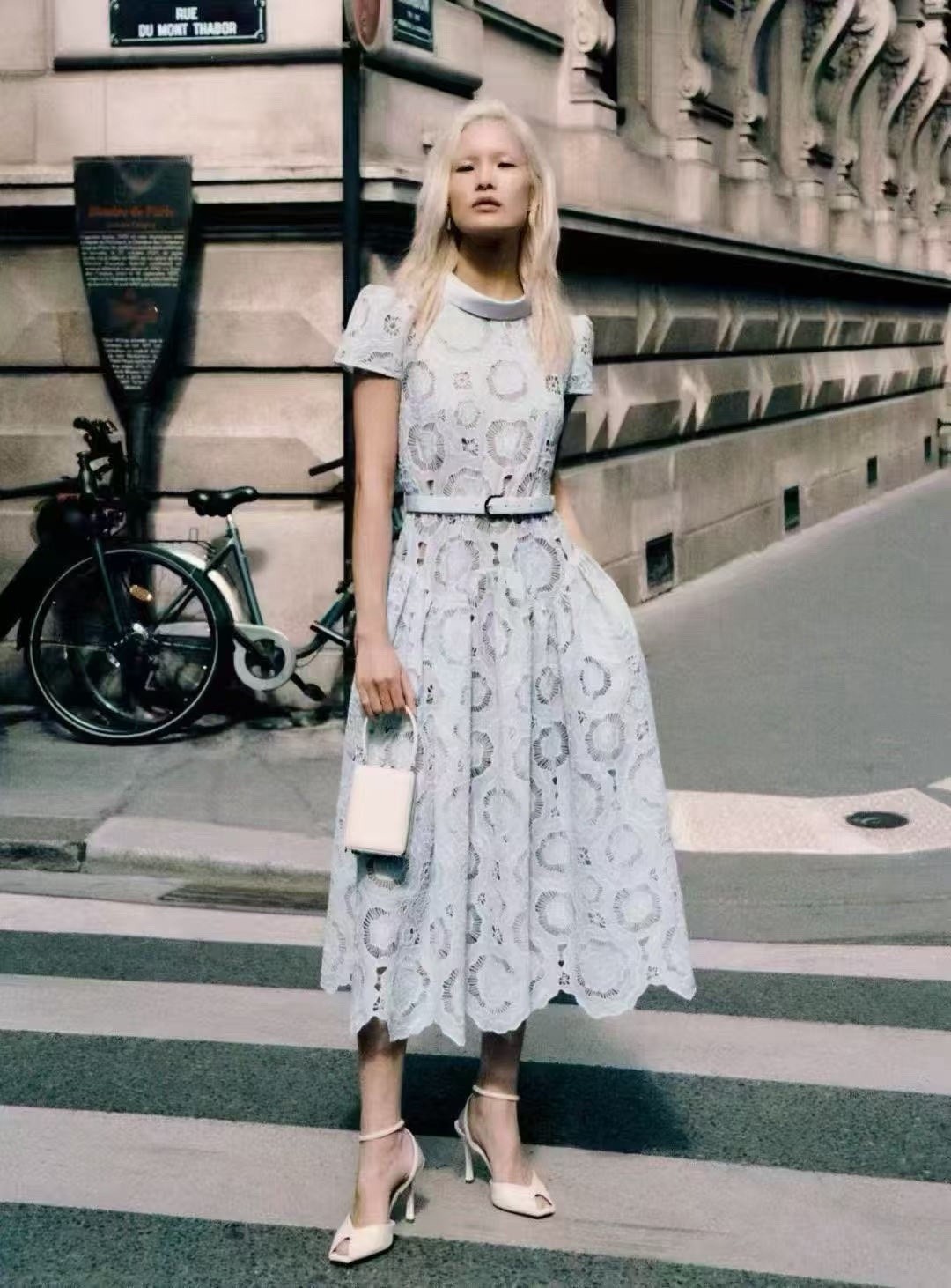 Self portrait DRESS BLUE FLORAL LACE MIDI $735 NWT Size US 6 UK 10