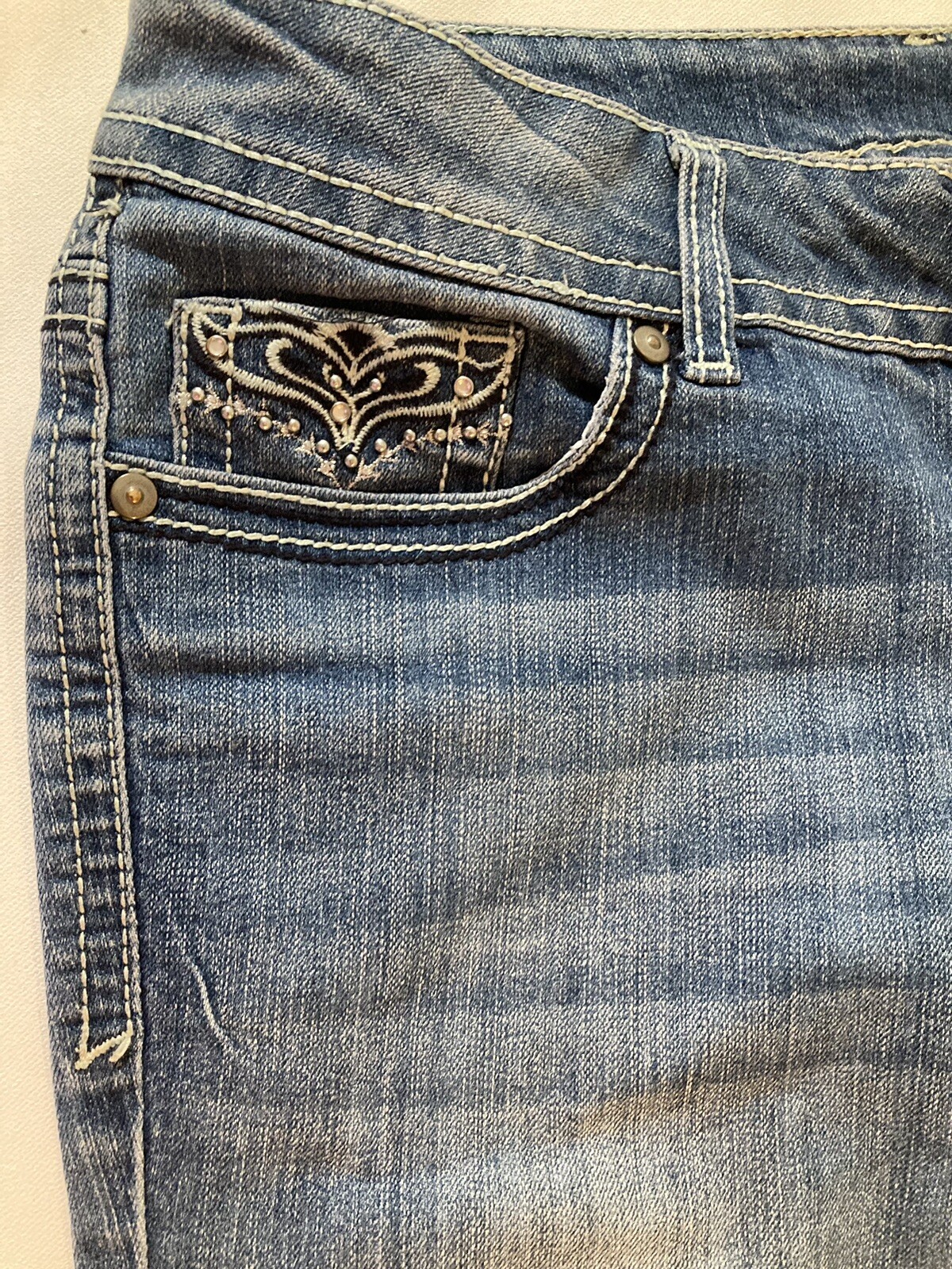 Faded Glory Jeans Size 10 30Wx29L 9” Rise Used Condition Missing Button On Butt