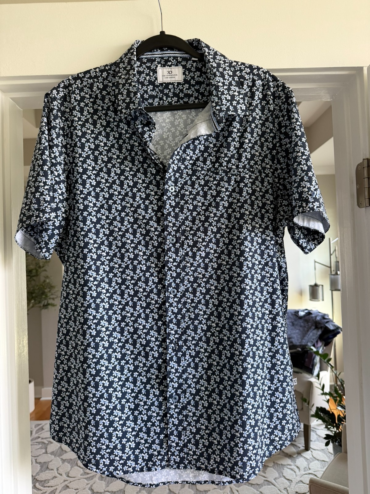 7Diamonds Bowen Floral Button Up Shirt Mens L Navy 4-Way Stretch Short Sleeve