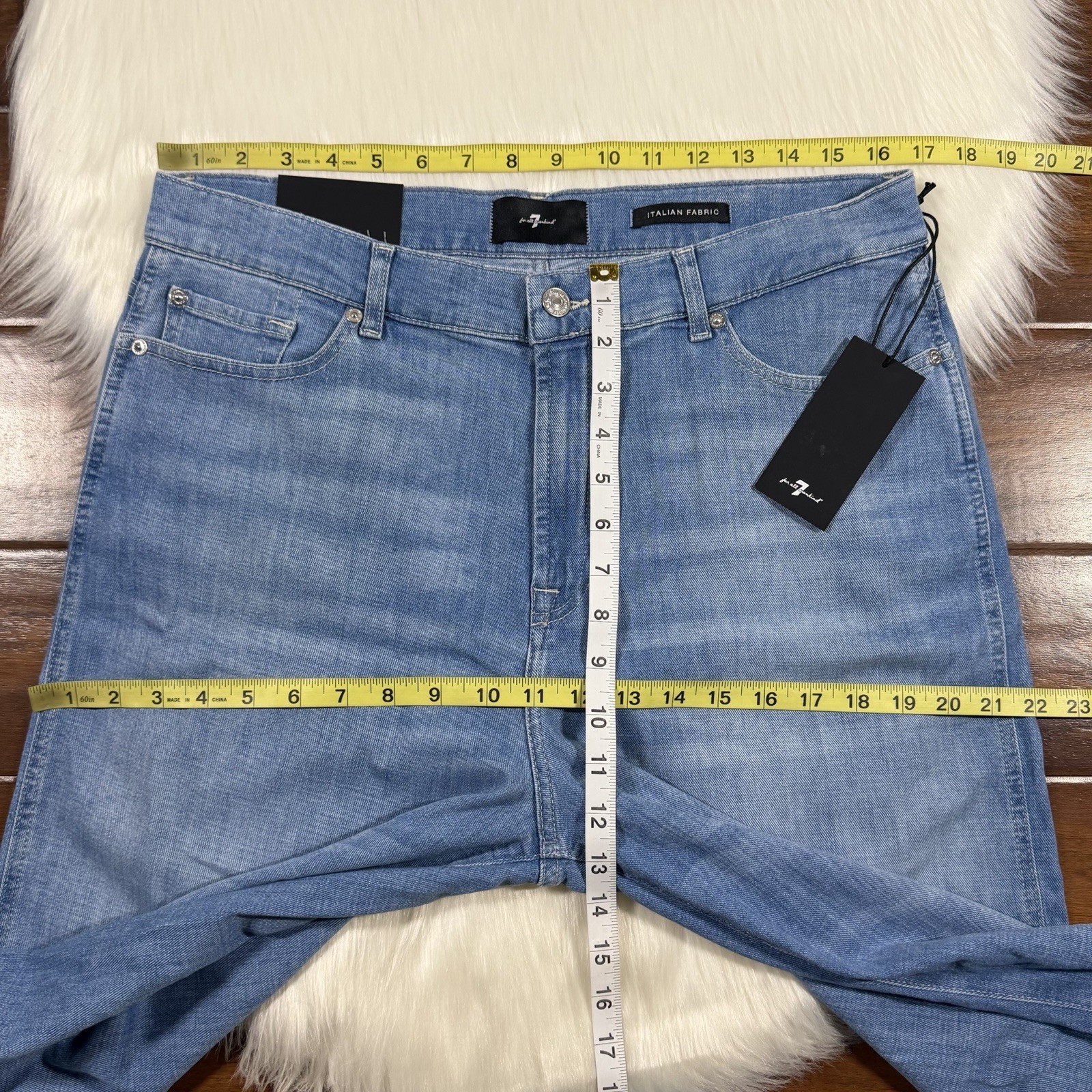7 For All Mankind Women’s Size 32 Charleston Lotta Wide Leg Cropped Denim Jeans