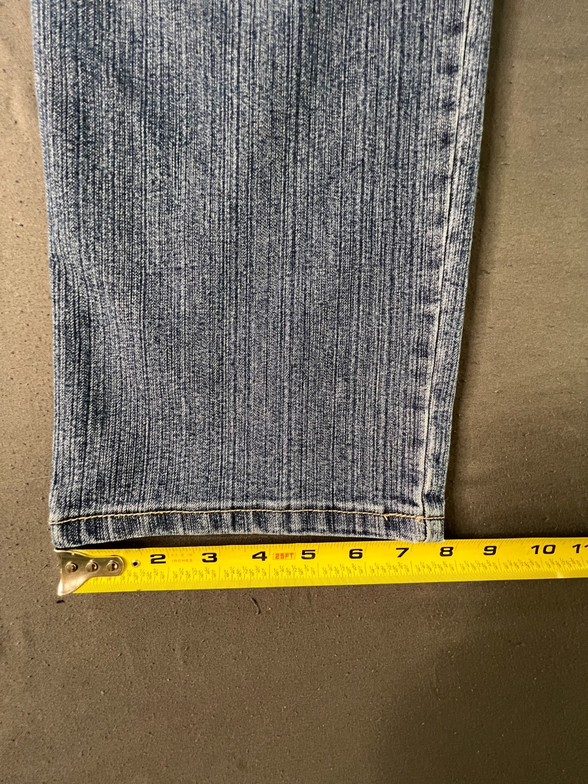 Gloria Vanderbilt Jeans Womens Size 12 Blue Straight Leg