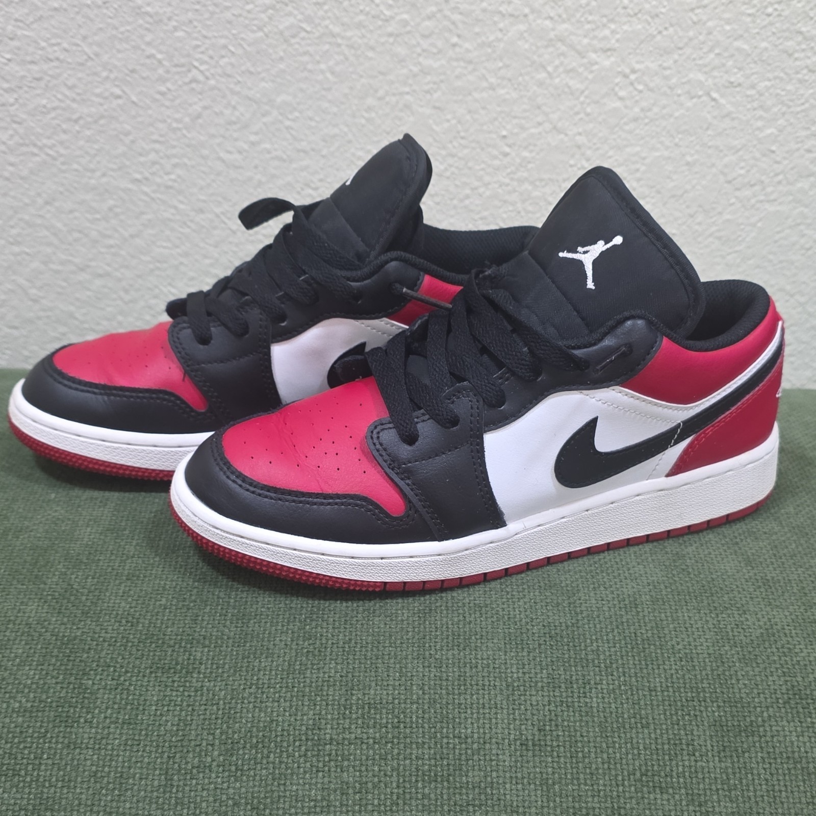 Jordan Air Jordan 1 Low GS Sneakers Black/Red/White US 5Y 553560-612