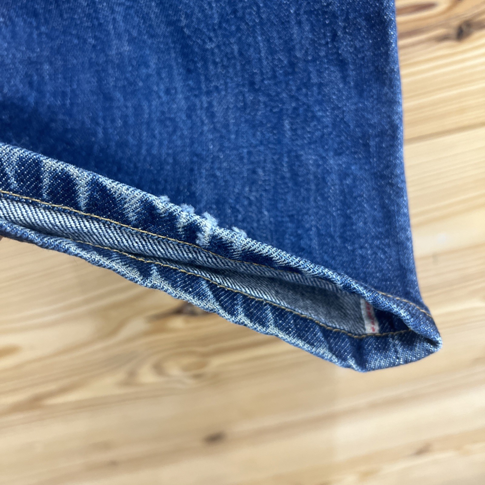 APC Mens Jeans Size 31 33″ Inseam Button Fly Straight Leg 100% Cotton Japan B163
