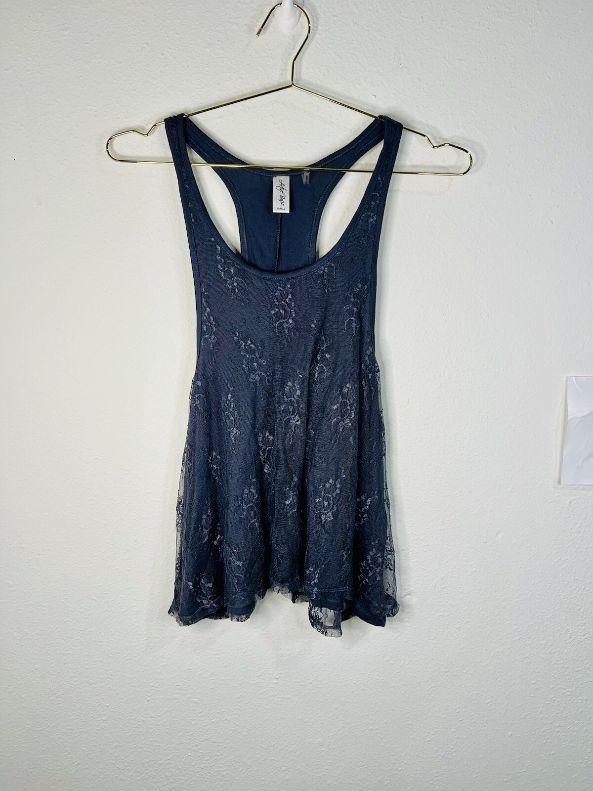 Active Basic Women’s Gray Lace Racerback Tank Top Small Flowy Boho Chic