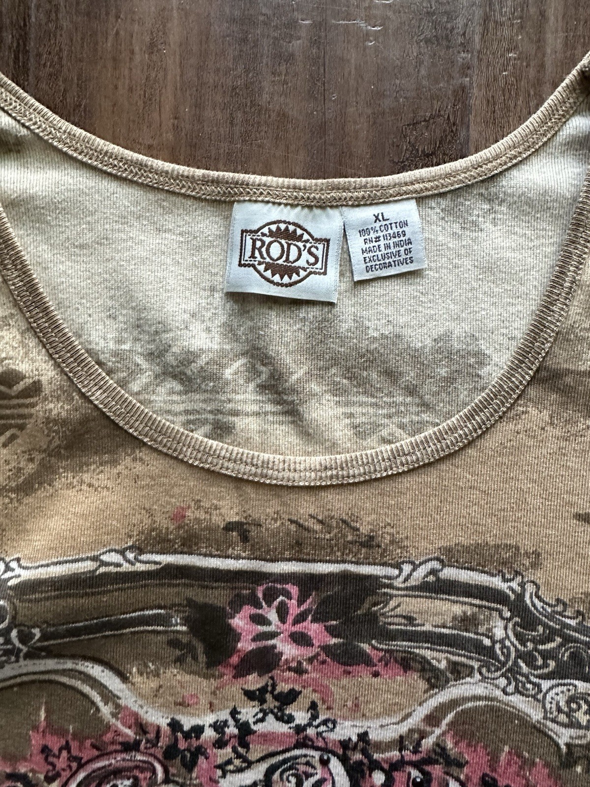 ROD’S Buffalo Bill Western Graphic Scoop Neck 3/4 Sleeve Tee Beige Pink XL