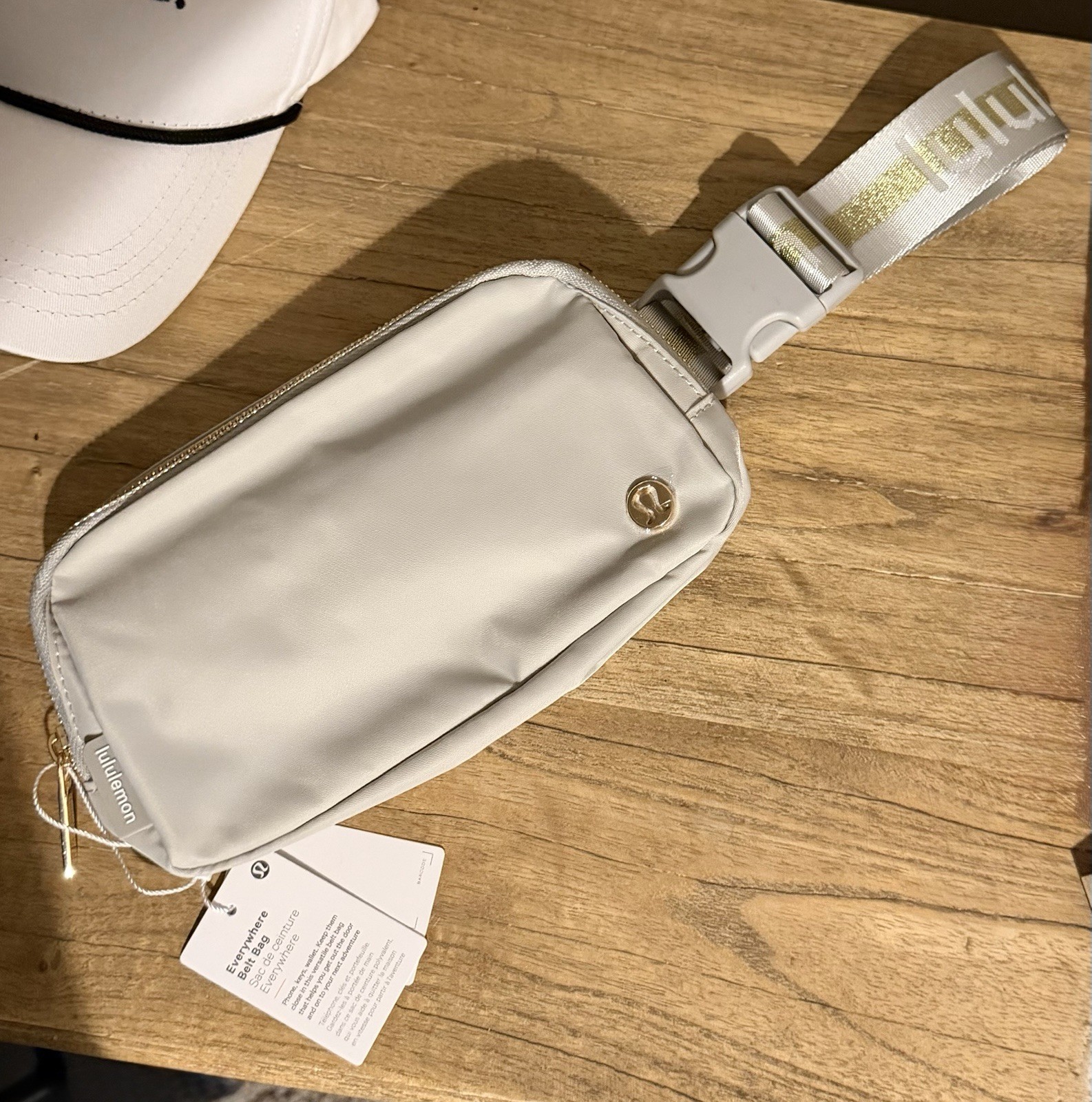 NWT Lululemon Everywhere Belt Bag Light Gray Gold Logo Strap Gold Hardware 1L