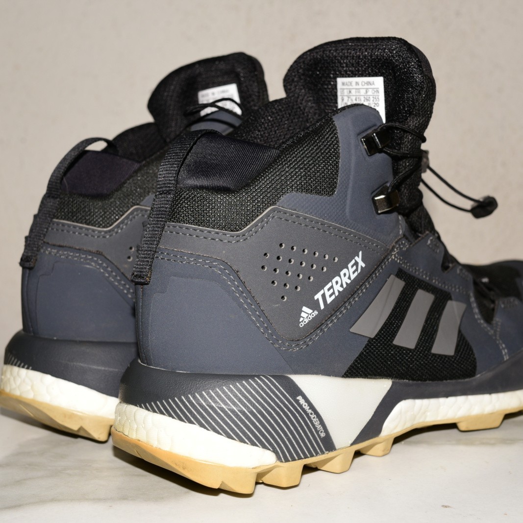 Adidas Terrex Skychaser XT Mid GORE-TEX Boot Women US 9