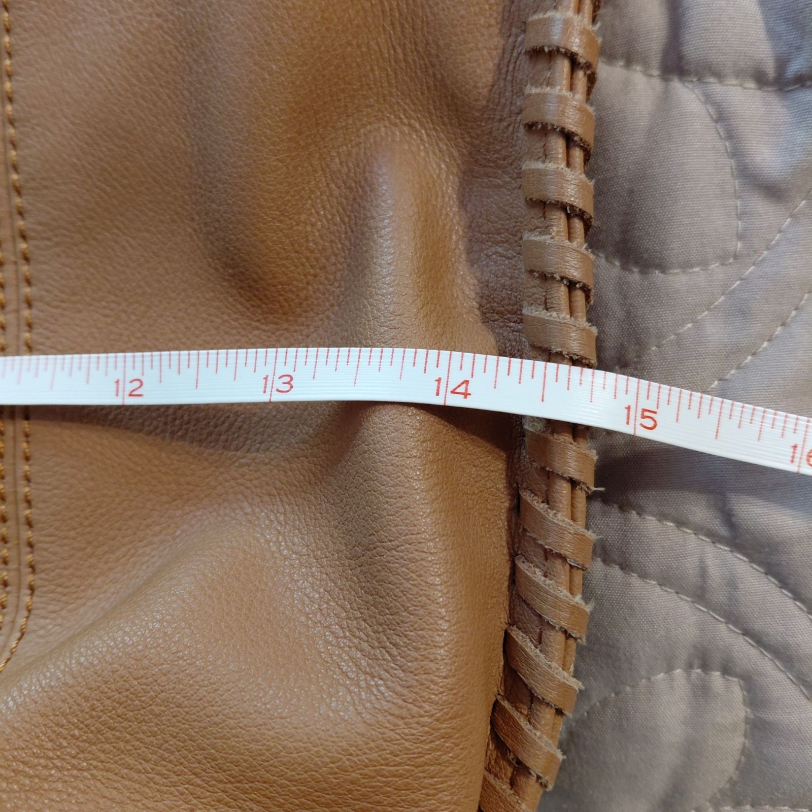 Tommy Bahama big leather bag accent stitching logo hangtag