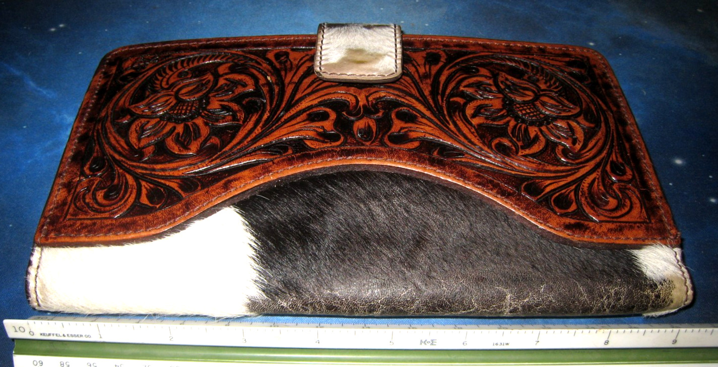 American Darling COWHIDE Hand Tooled Leather Womens Wallet – used good