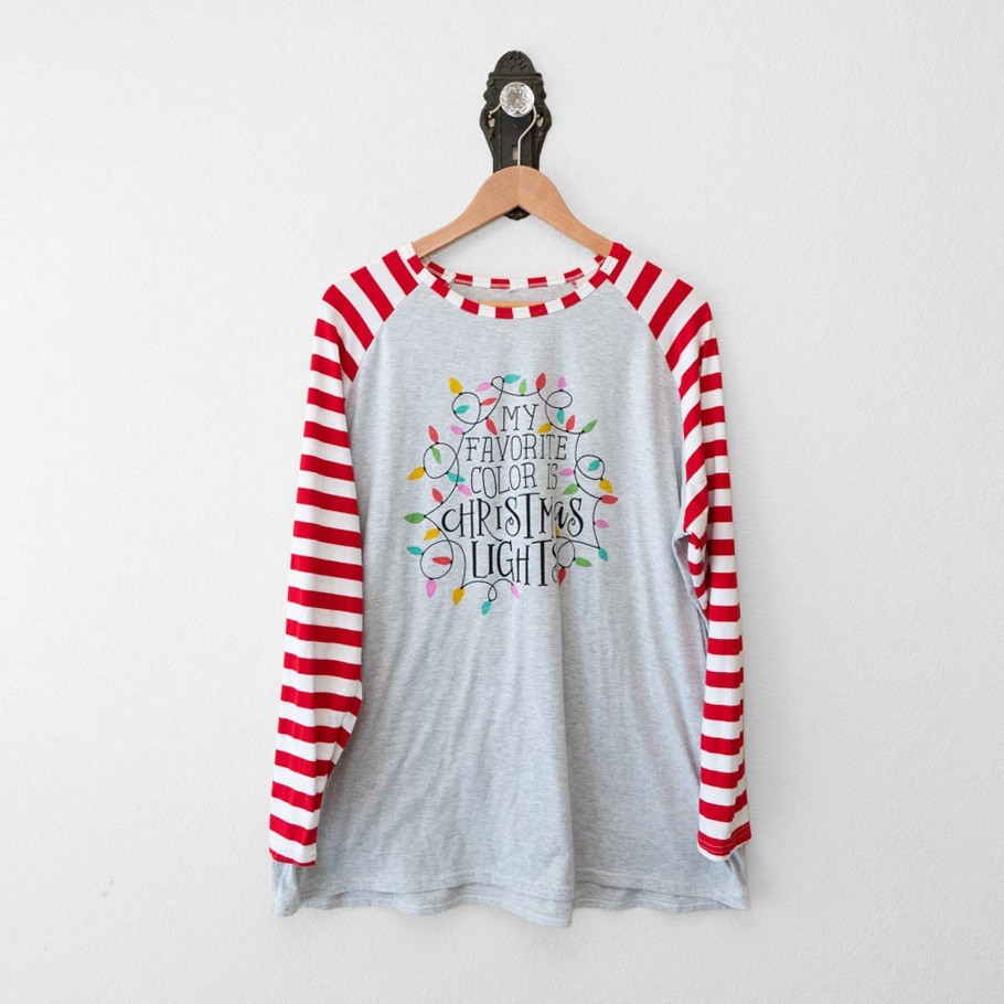 Christmas Lights Graphic Shirt 2XL Red Stripe Raglan Holiday Christmas Tee
