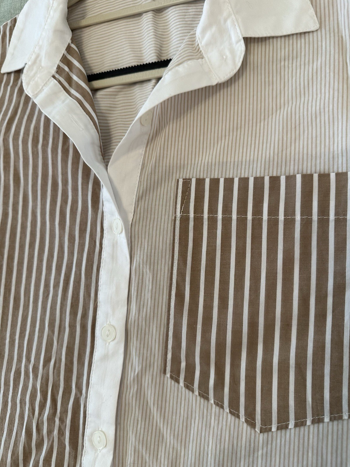 SO Striped Collared Shirt In White and Light Pink.Size XS NWT