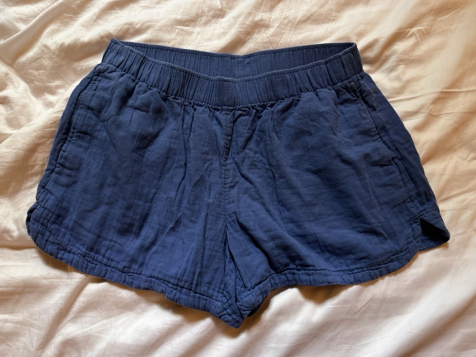 Old Navy Comfort Waistband Women’s Size L Blue Shorts w/ Pockets