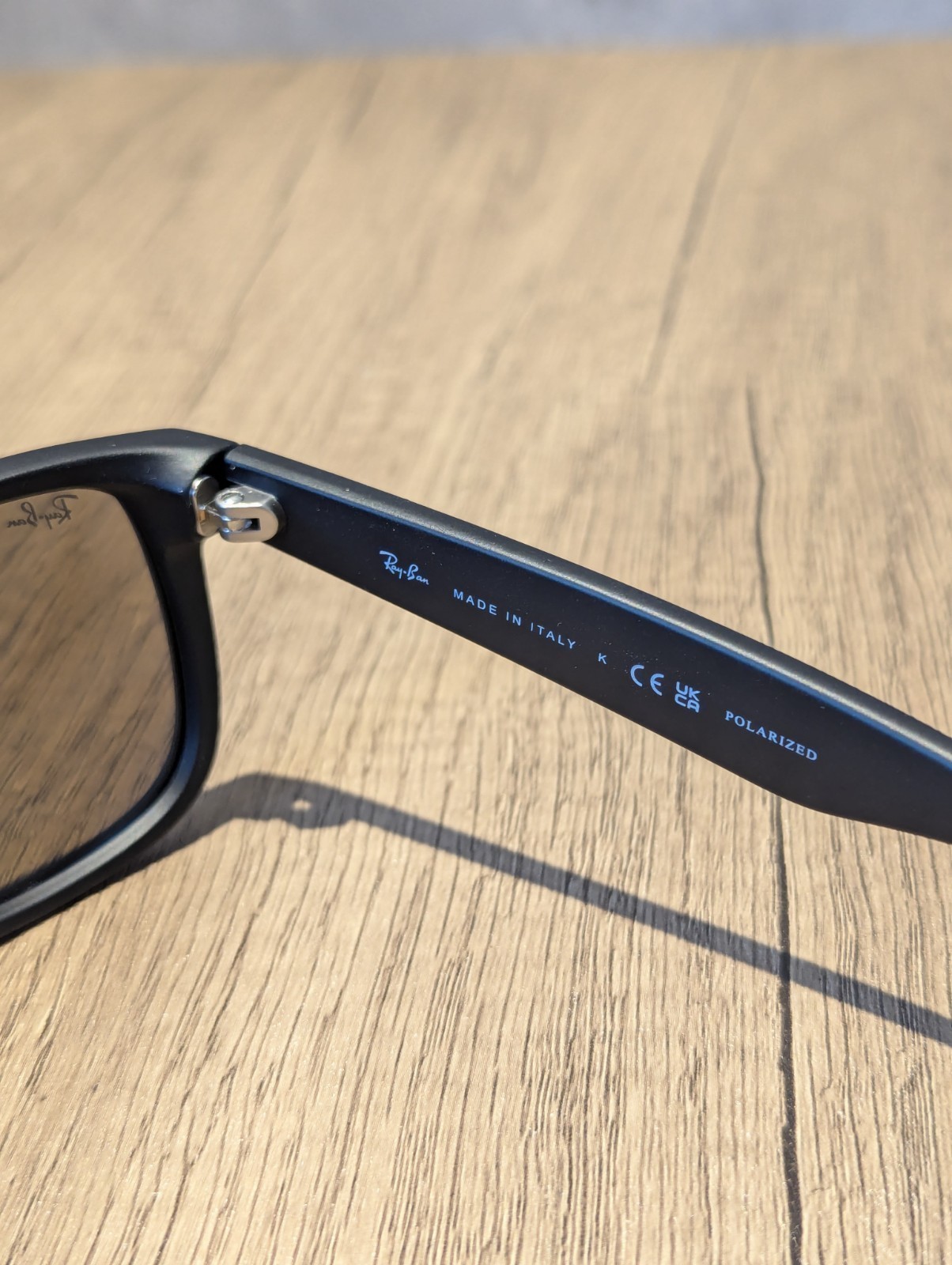 Ray-Ban RB4165 622/55 Black Frame Blue flash Polarized Lenses sunglasses-54mm