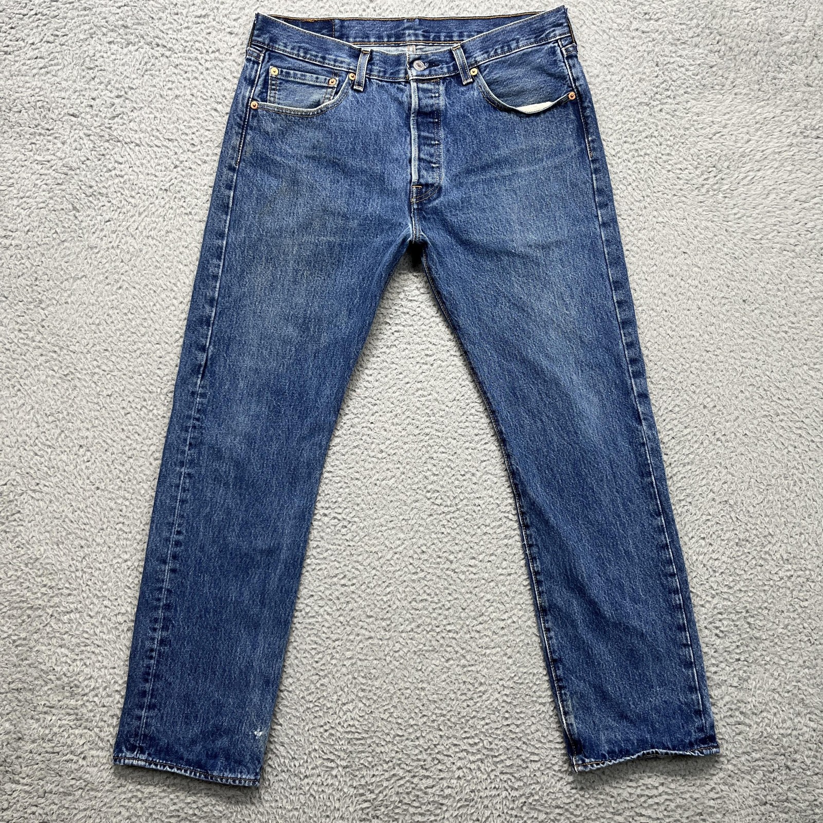 Levis 501 Jeans Mens 32×30 Blue Medium Wash Straight Leg Button Fly Denim