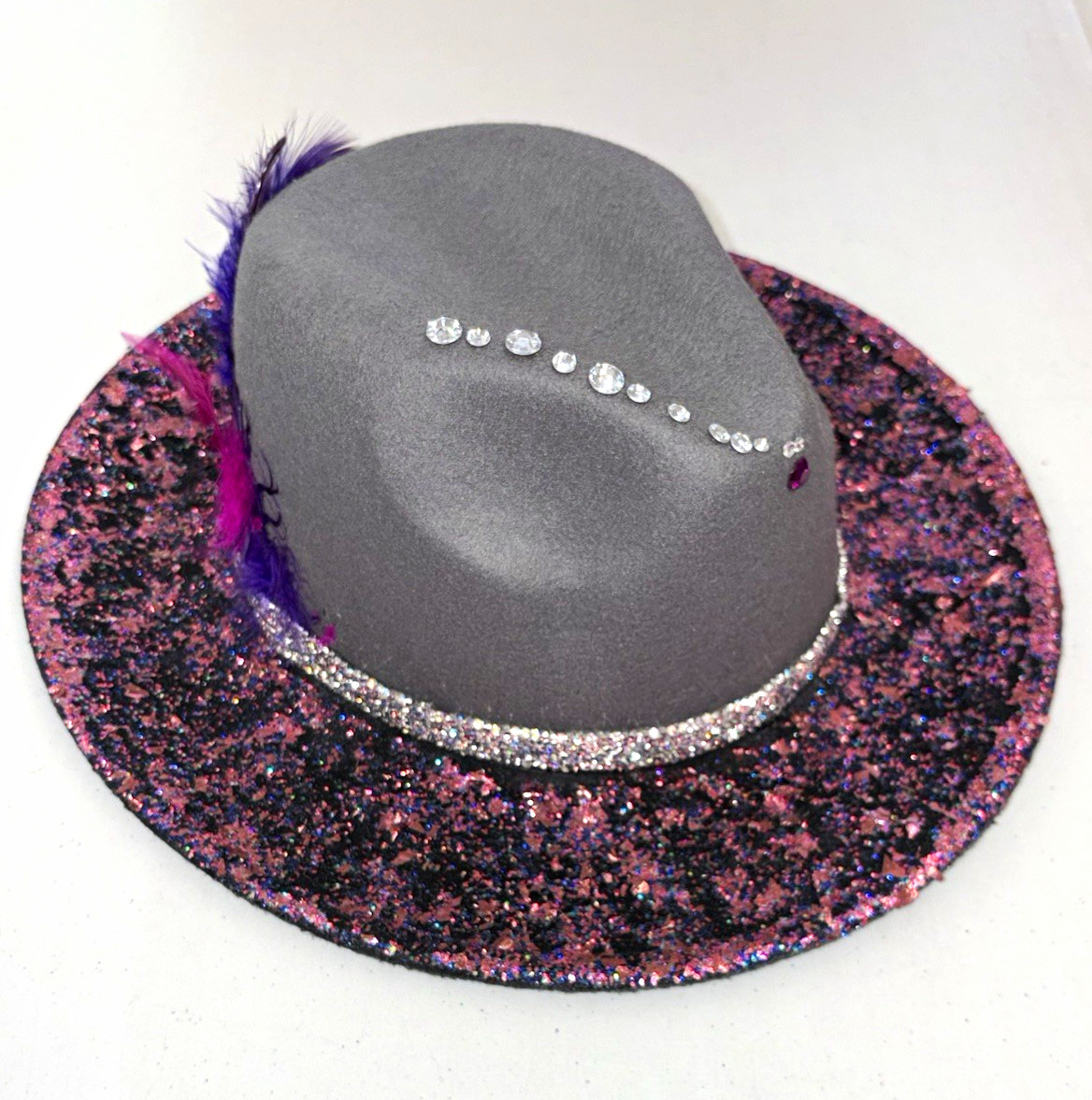 Women’s Fedora Wide Brim Felt Hat Gray Pink Purple w/ Glitter Rhinestone Feather
