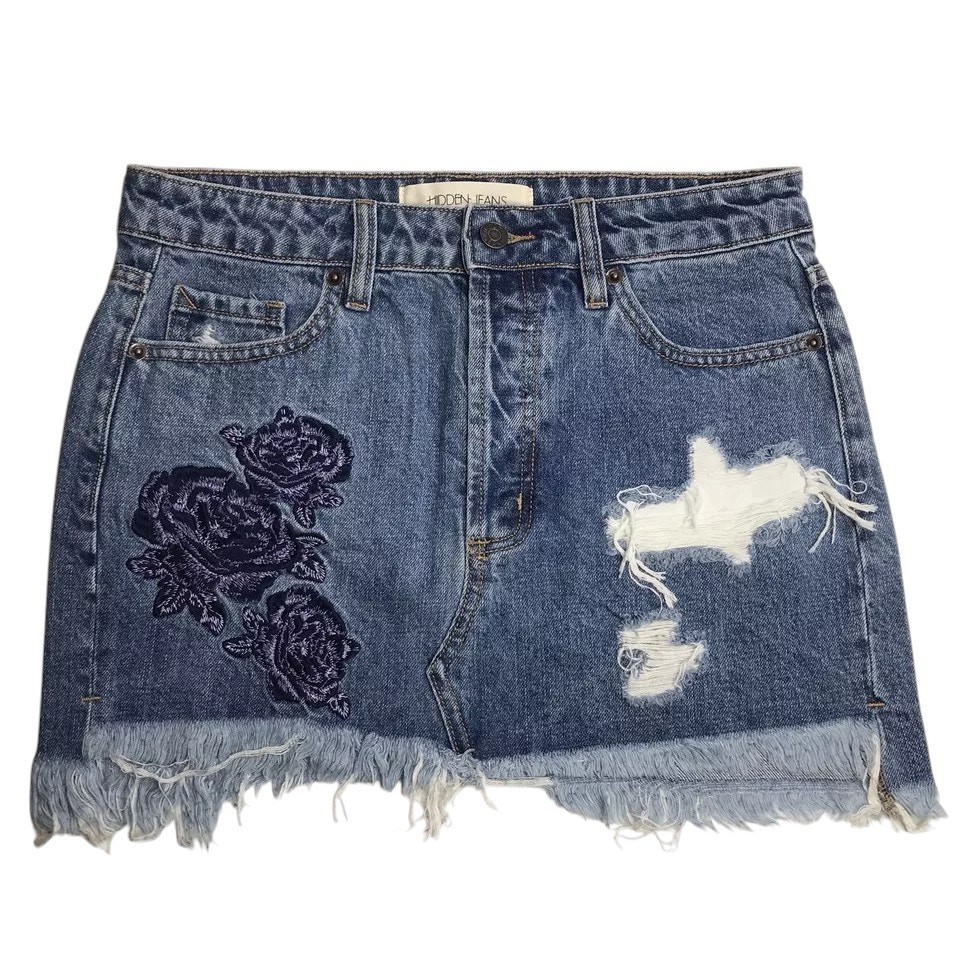 Hidden Jeans Distressed Fringe Hem Embroidered Flower Denim Skirt Small NWOT