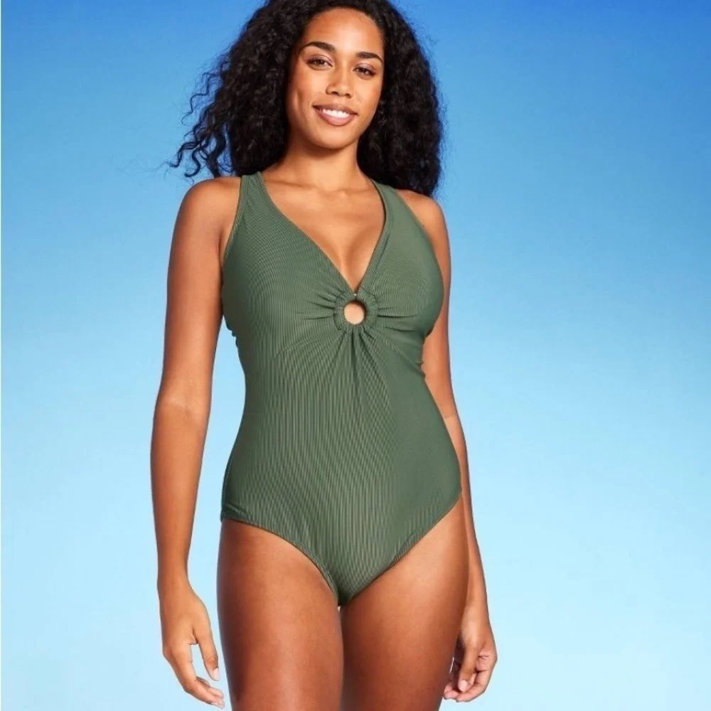 Shade & Shore Ribbed O-Ring One Piece Swimsuit V-Neck Cross Back Bathing Suit