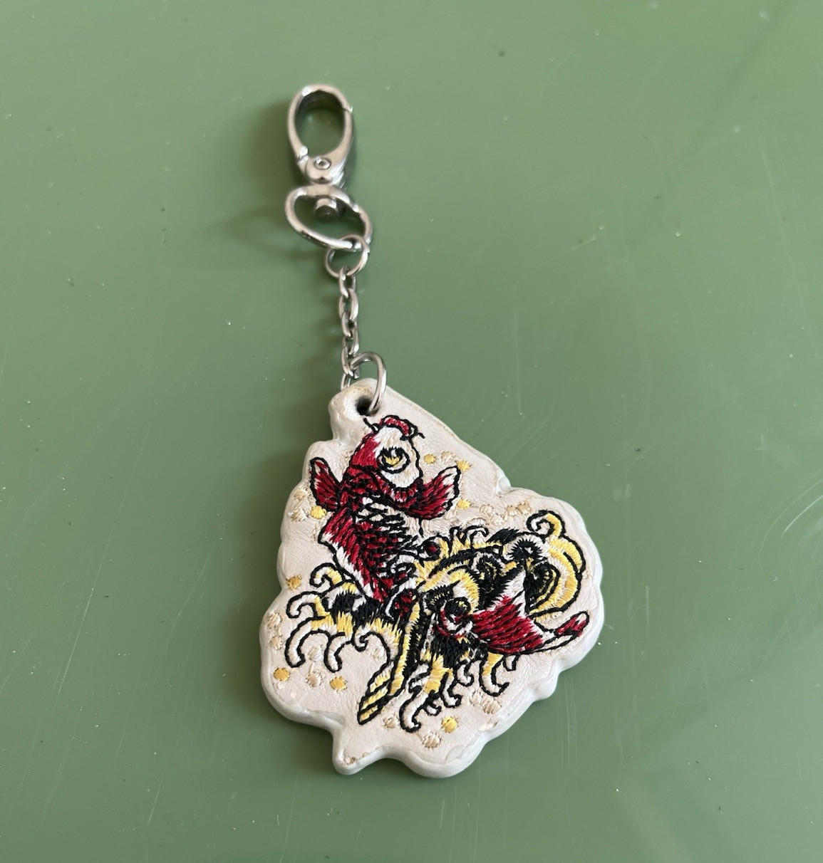 Ed Hardy Bee Graphic Print Key Chain w/ Clasp Metal Clip, Logo Accents