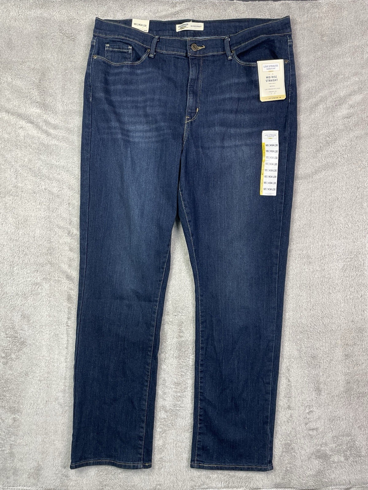 Levi Strauss Signature Gold Women’s 18S Mid Rise Straight Jeans NWT W34 L30