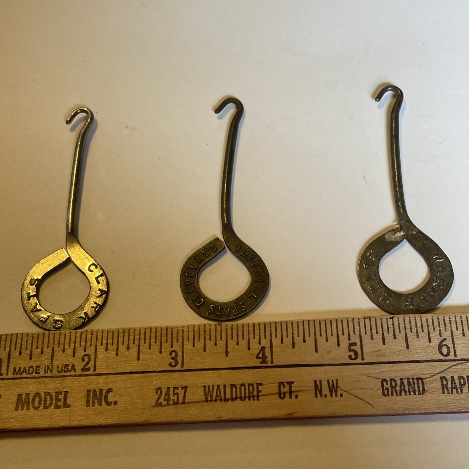 CLARK, WARNER, & IMPERIAL SPATS BUTTON HOOK LOT Shoe button hooks Antique Vtg.
