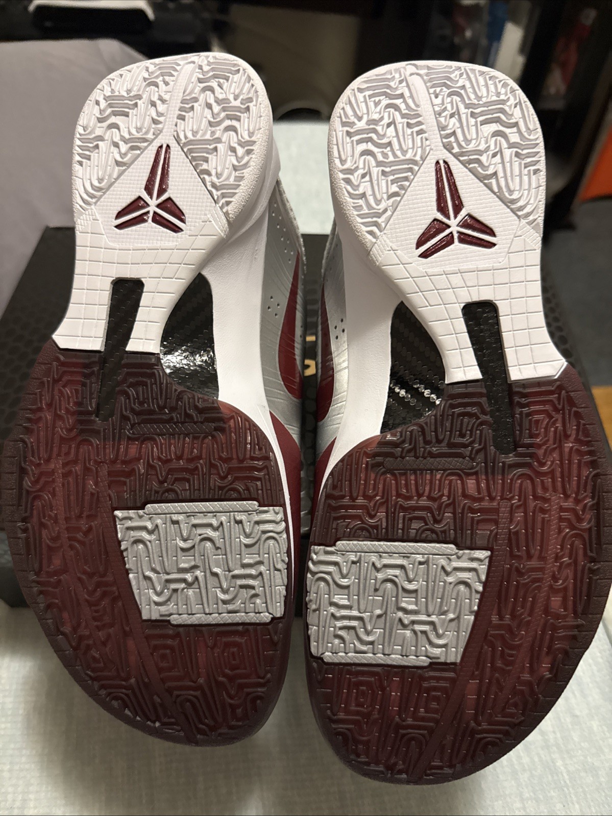 NIKE KOBE V PROTRO “Lower Merion Aces” Brand New Size Men’s 10 w/ Original Box