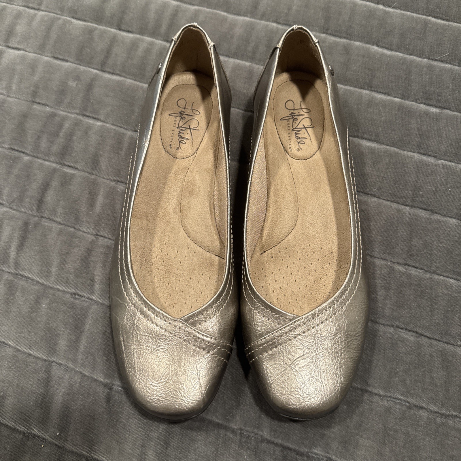 EUC LifeStride Ballet Flats Featuring Soft System Comfort Technology Size 9.5