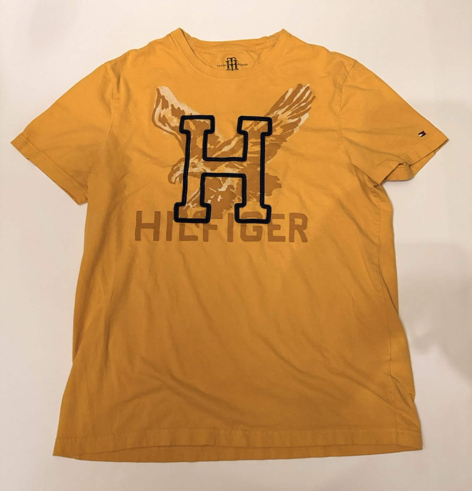 Tommy Hilfiger Yellow M Crew Neck Short Sleeve Cotton Knit Graphic Tee Logo