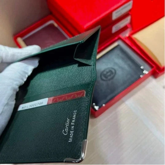 New! Cartier Must de Cartier Green Calfskin Leather Card Holder Wallet Luxury