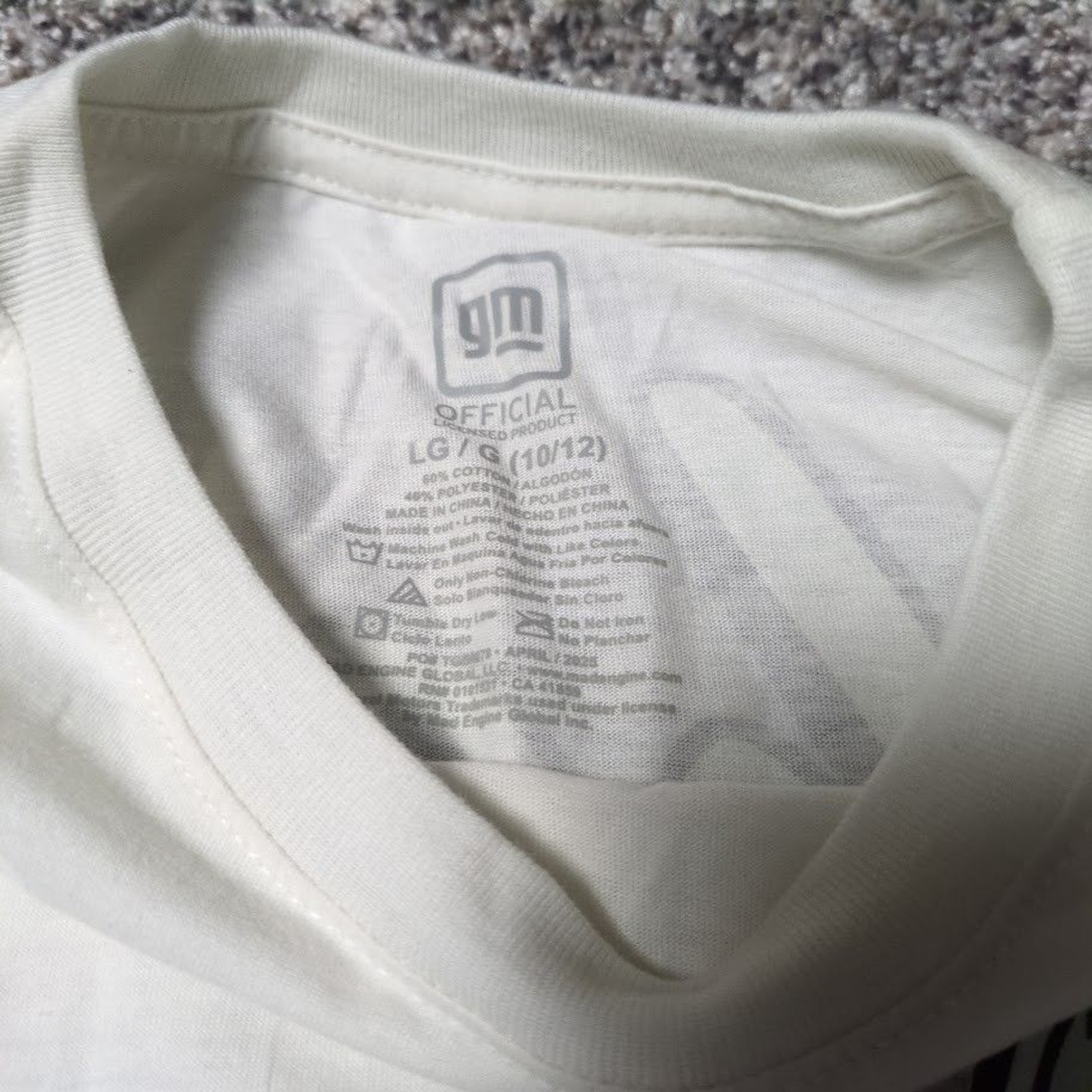 GM Chevy Chevrolet Official American Classic Boys T-Shirt Ivory Size Large 10/12